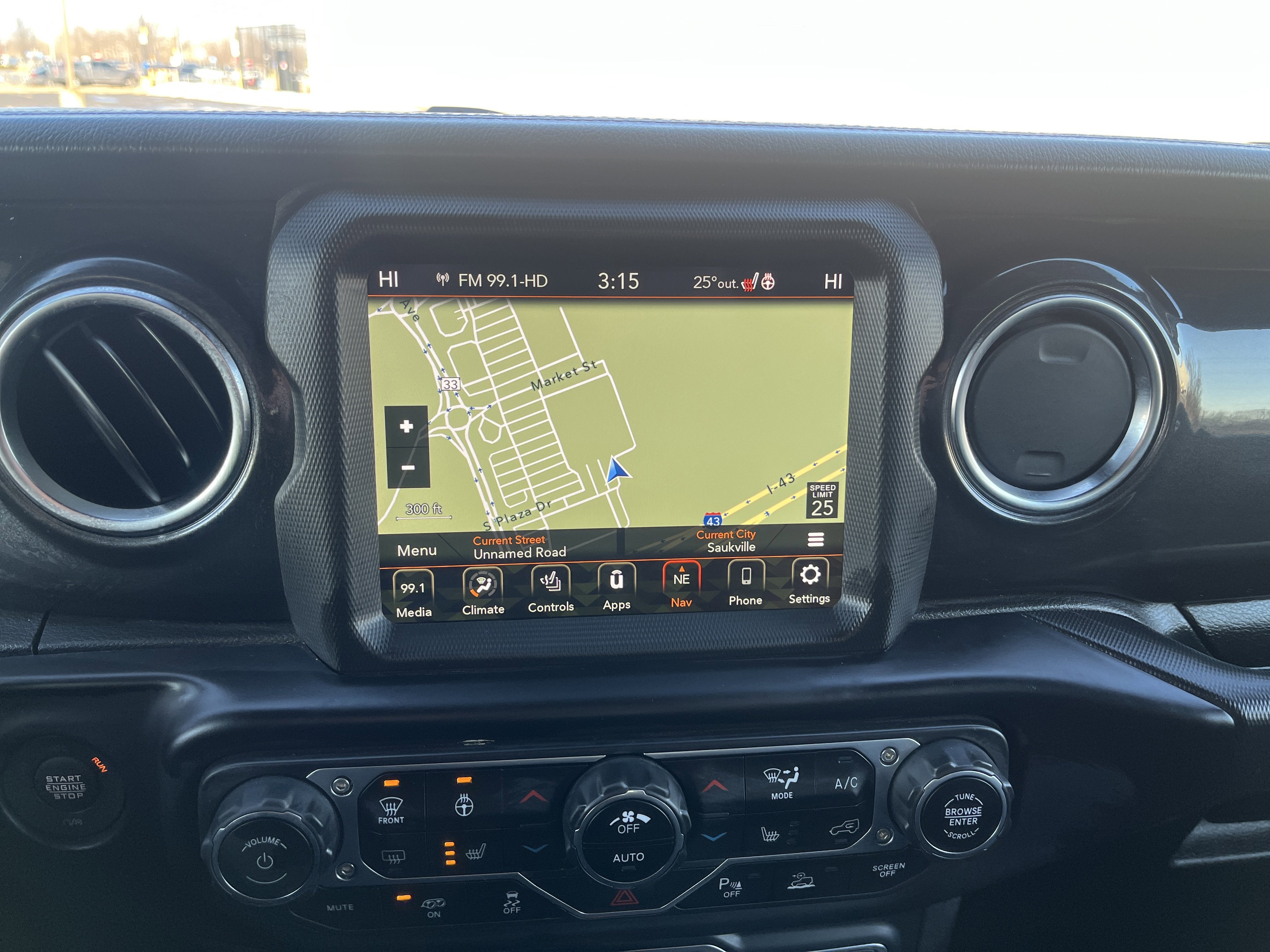 2021 Jeep Wrangler Unlimited Rubicon 392 V8 4WD Trailer-Tow XTremeRecom35-InchTirePkgs w/Sky-OneTouchPwrTop Nav HtdLthr