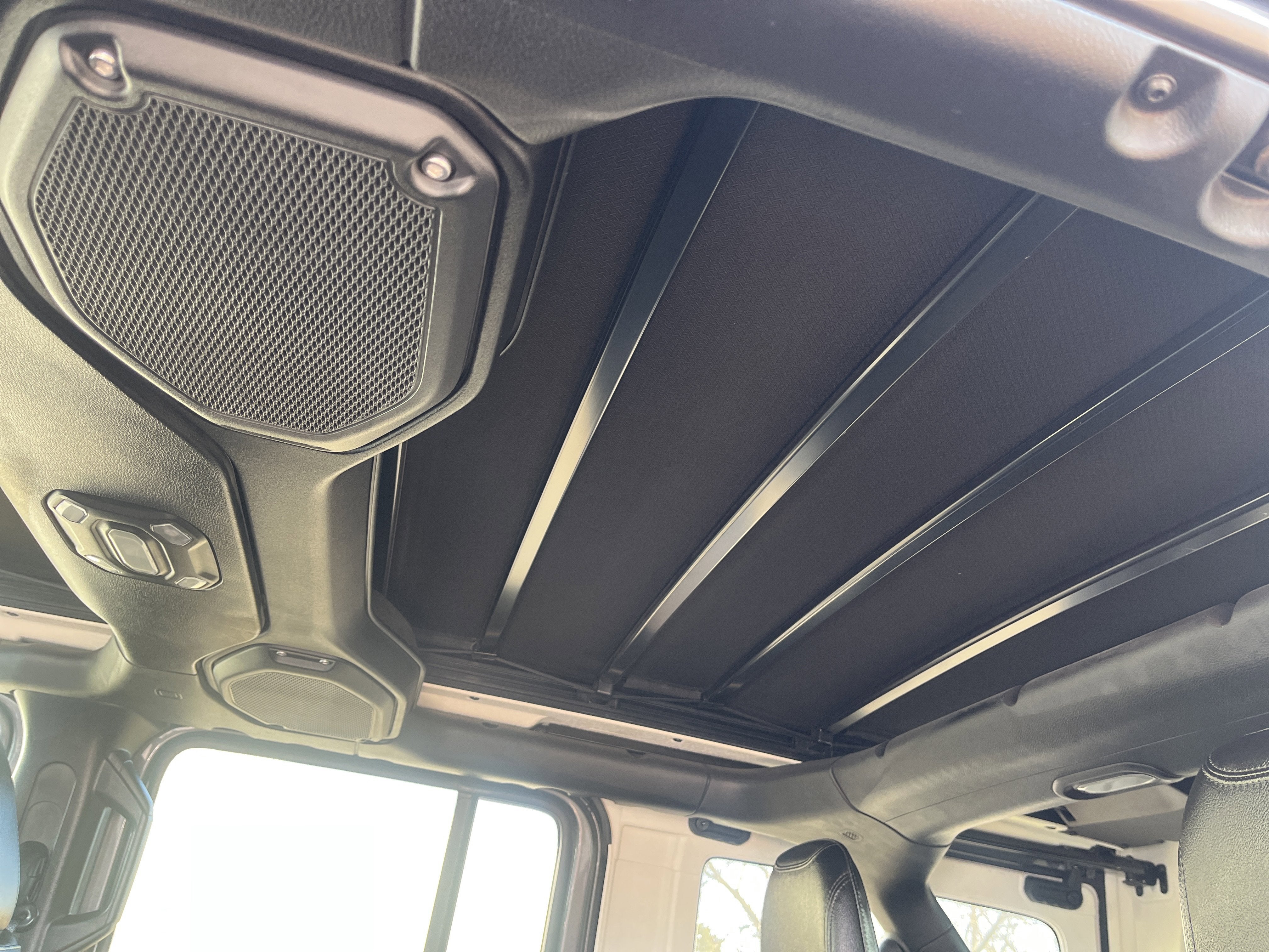 2021 Jeep Wrangler Unlimited Rubicon 392 V8 4WD Trailer-Tow XTremeRecom35-InchTirePkgs w/Sky-OneTouchPwrTop Nav HtdLthr