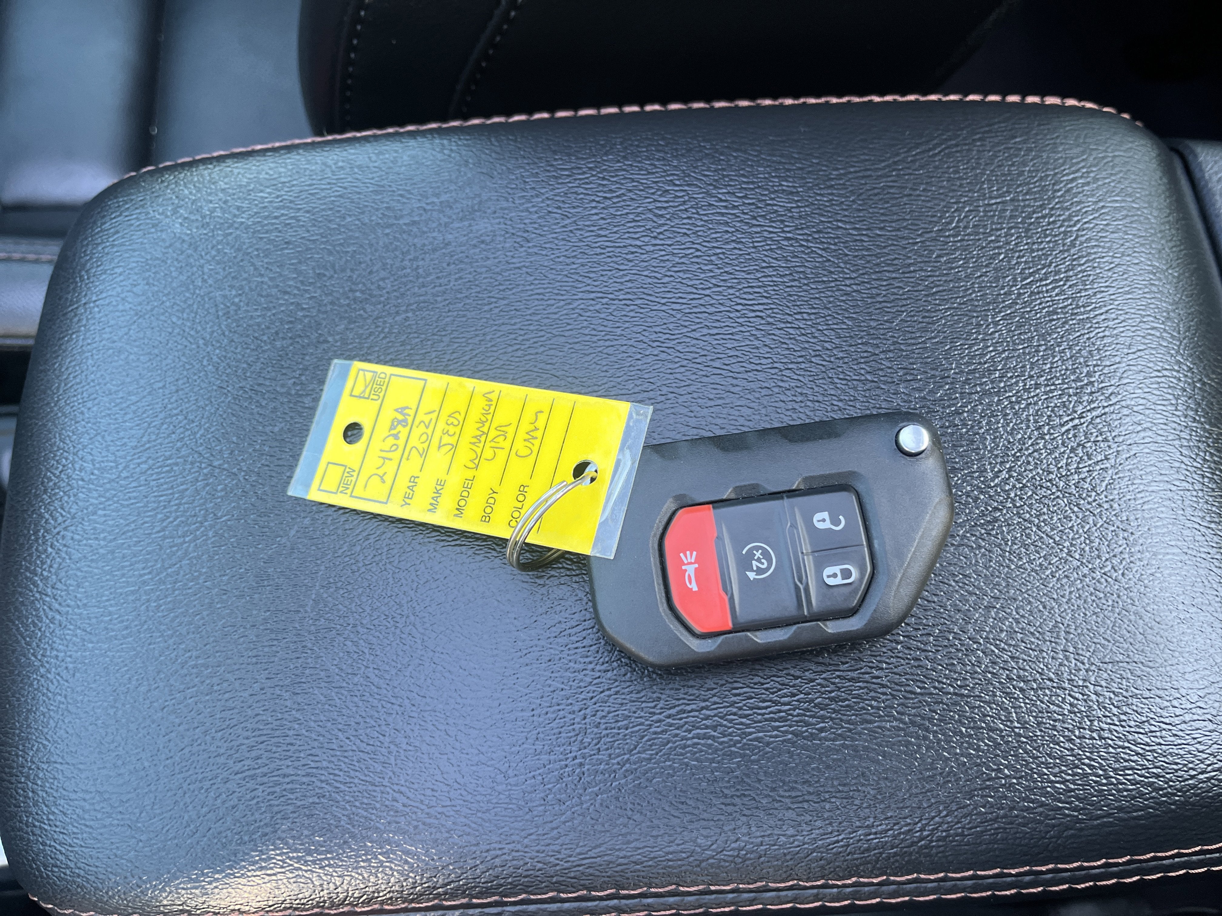 2021 Jeep Wrangler Unlimited Rubicon 392 V8 4WD Trailer-Tow XTremeRecom35-InchTirePkgs w/Sky-OneTouchPwrTop Nav HtdLthr