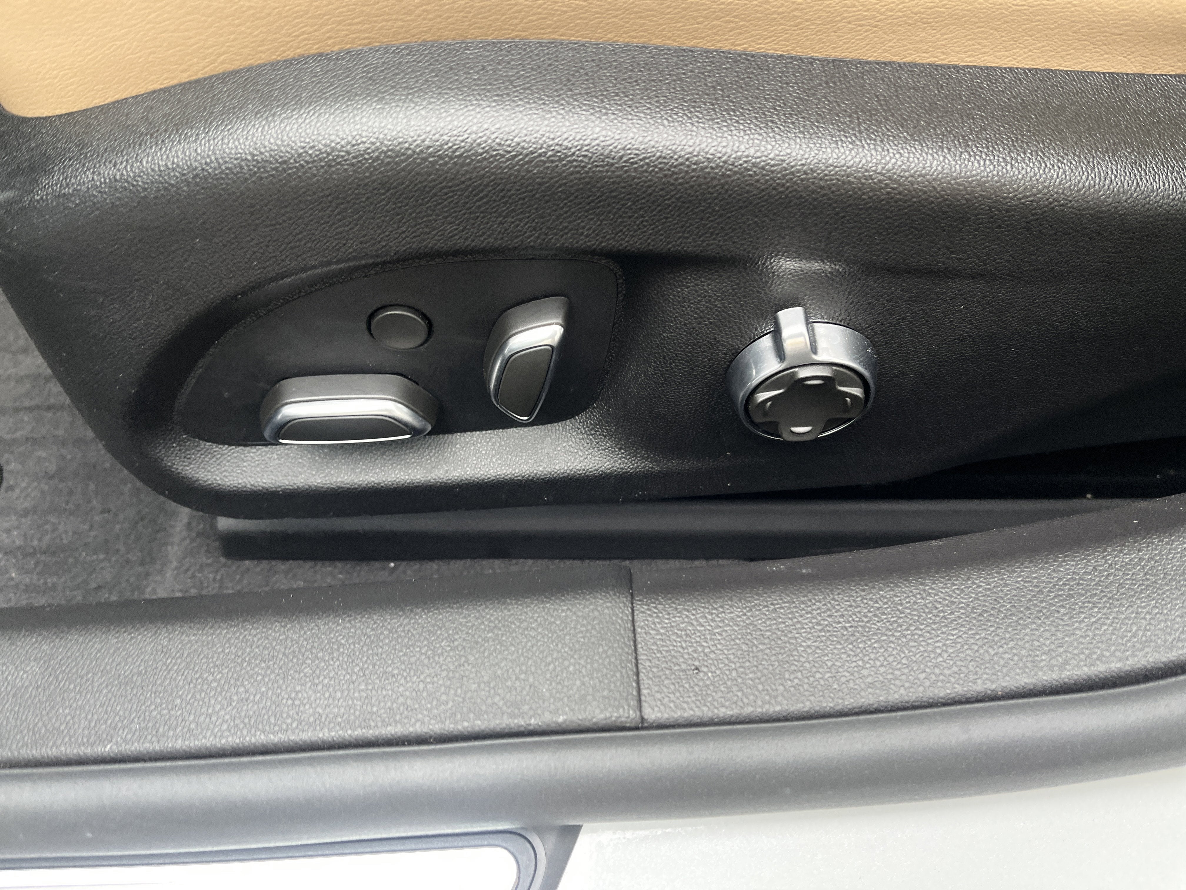 2025 Cadillac CT5 Premium Luxury AWD Sun&SoundPkg w/19s SuperCruise Sunroof AKG-Audio HD-SurroundVision