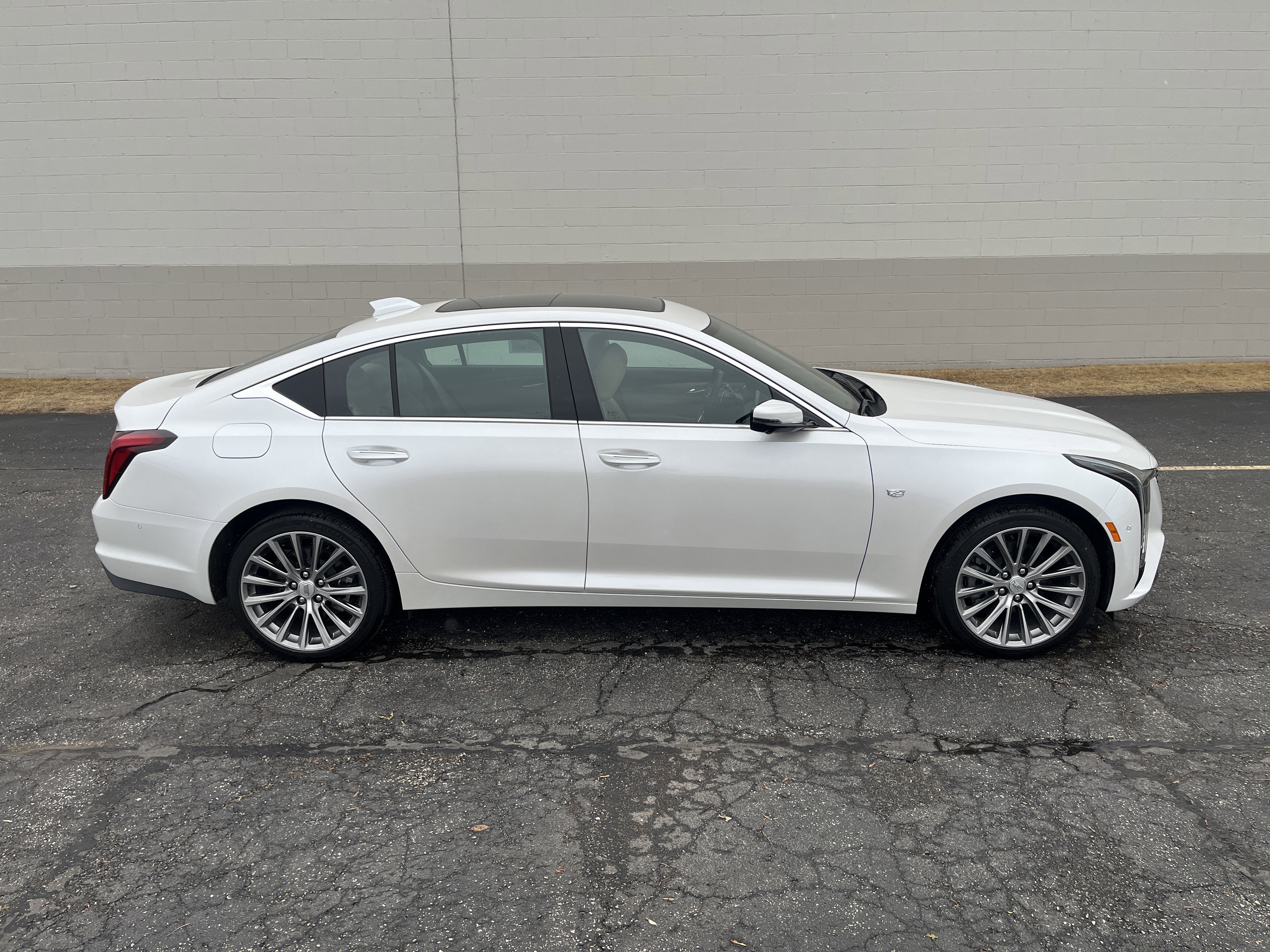 2025 Cadillac CT5 Premium Luxury AWD Sun&SoundPkg w/19s SuperCruise Sunroof AKG-Audio HD-SurroundVision