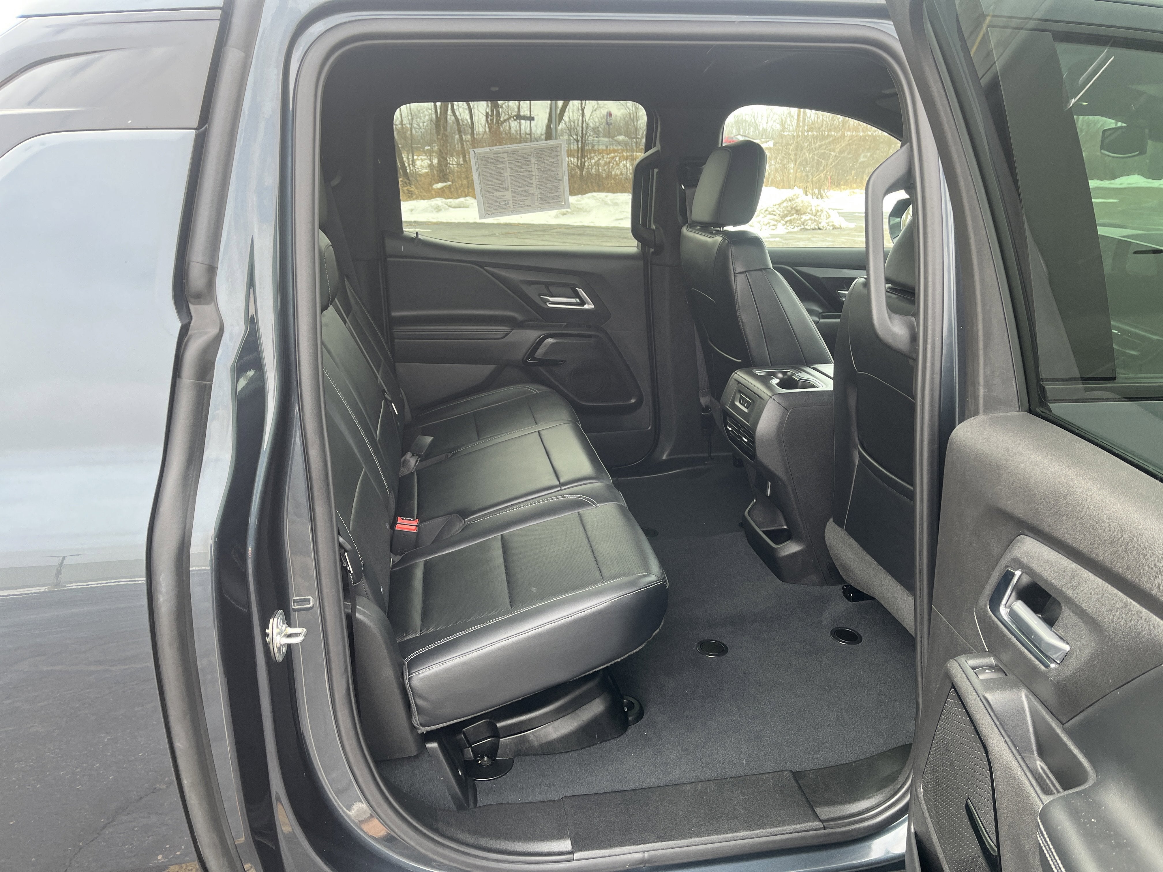 2025 Chevrolet Silverado EV LT Extended Range e4WD w/AdptvCrz Spray-OnBedliner HD-SrrndVsn