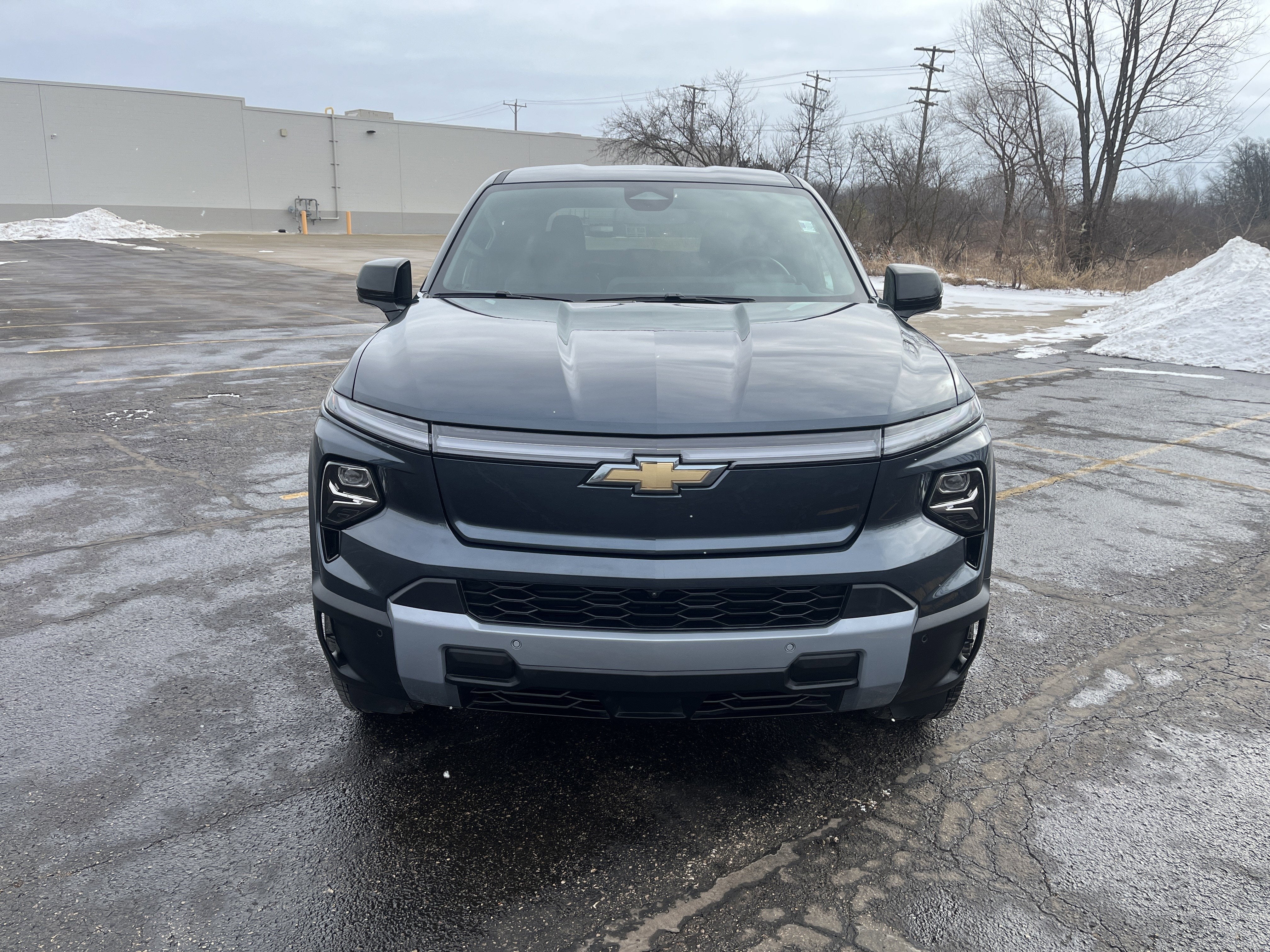 Used 2025 Chevrolet Silverado EV LT with VIN 1GC10ZED3SU403518 for sale in Saukville, WI
