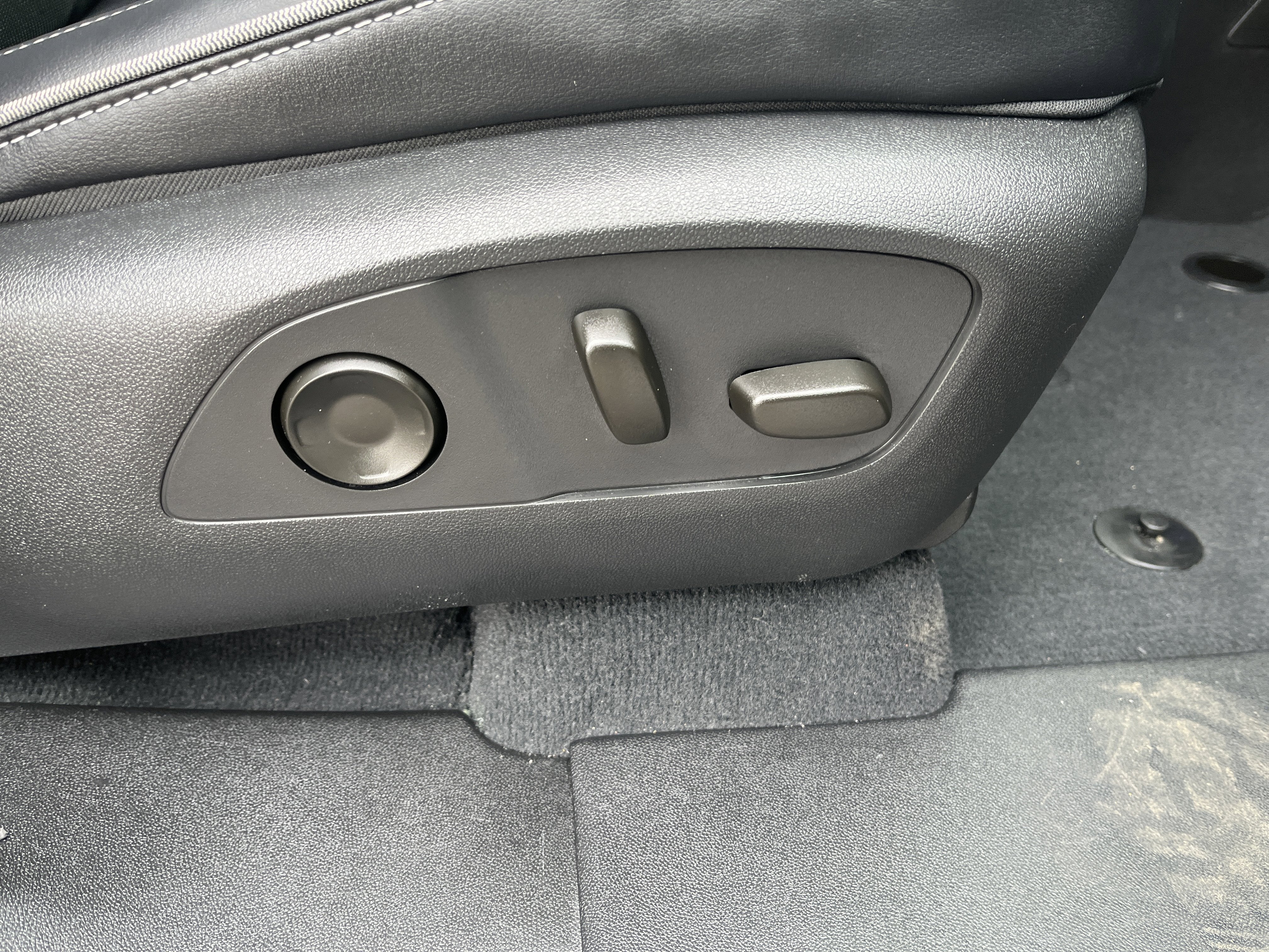 2025 Chevrolet Silverado EV LT Extended Range e4WD w/AdptvCrz Spray-OnBedliner HD-SrrndVsn