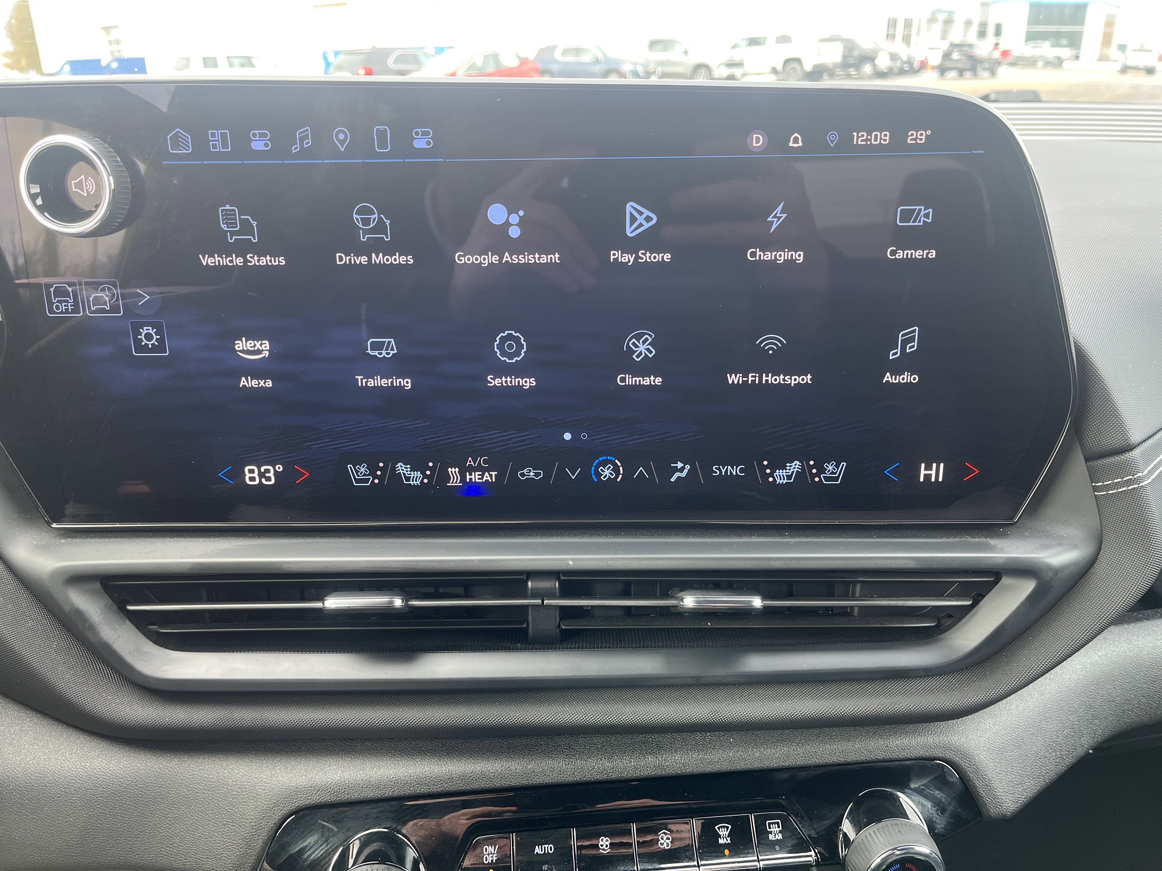 2025 Chevrolet Silverado EV LT Extended Range e4WD w/AdptvCrz Spray-OnBedliner HD-SrrndVsn