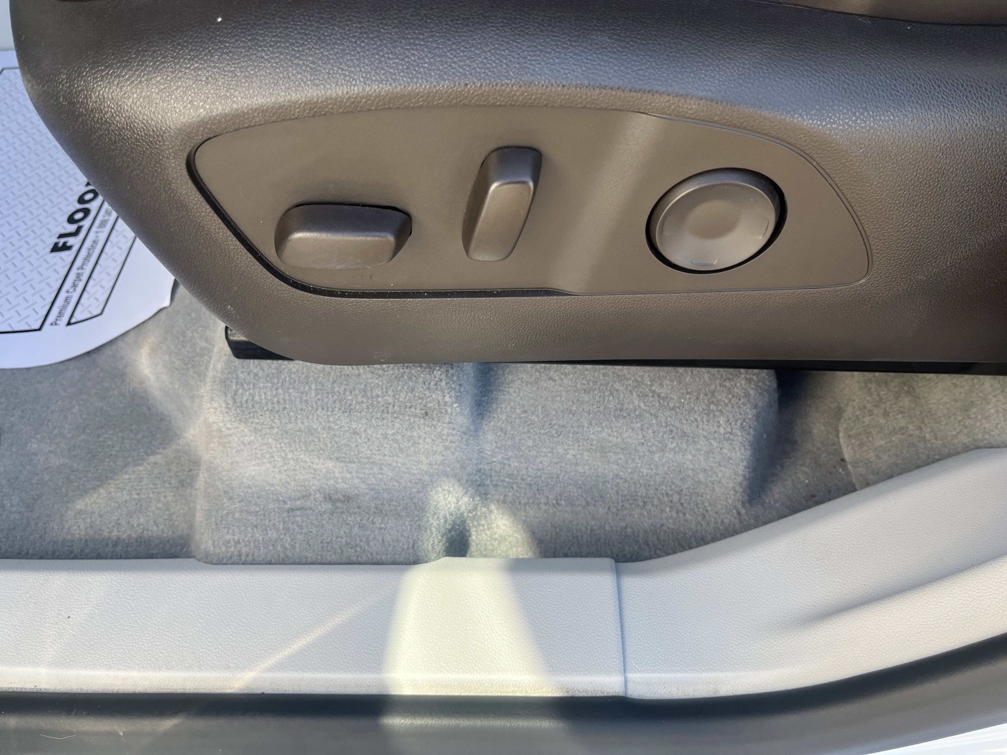 2025 GMC Acadia Denali w/Sunroof AdptvCrz HtdCldMemLthr HtdStrngWhl 20s HD-SurroundVision