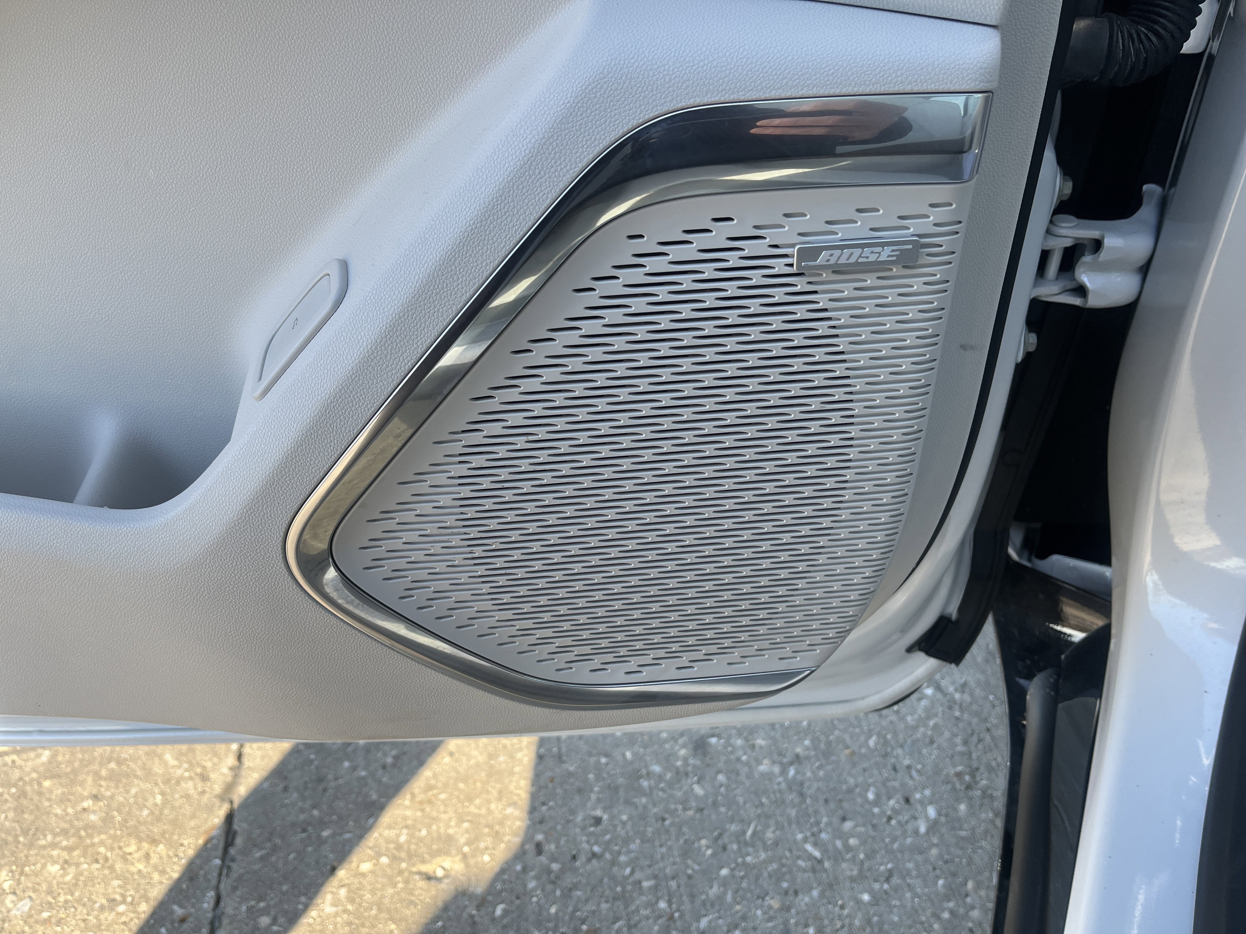 2025 GMC Acadia Denali w/Sunroof AdptvCrz HtdCldMemLthr HtdStrngWhl 20s HD-SurroundVision