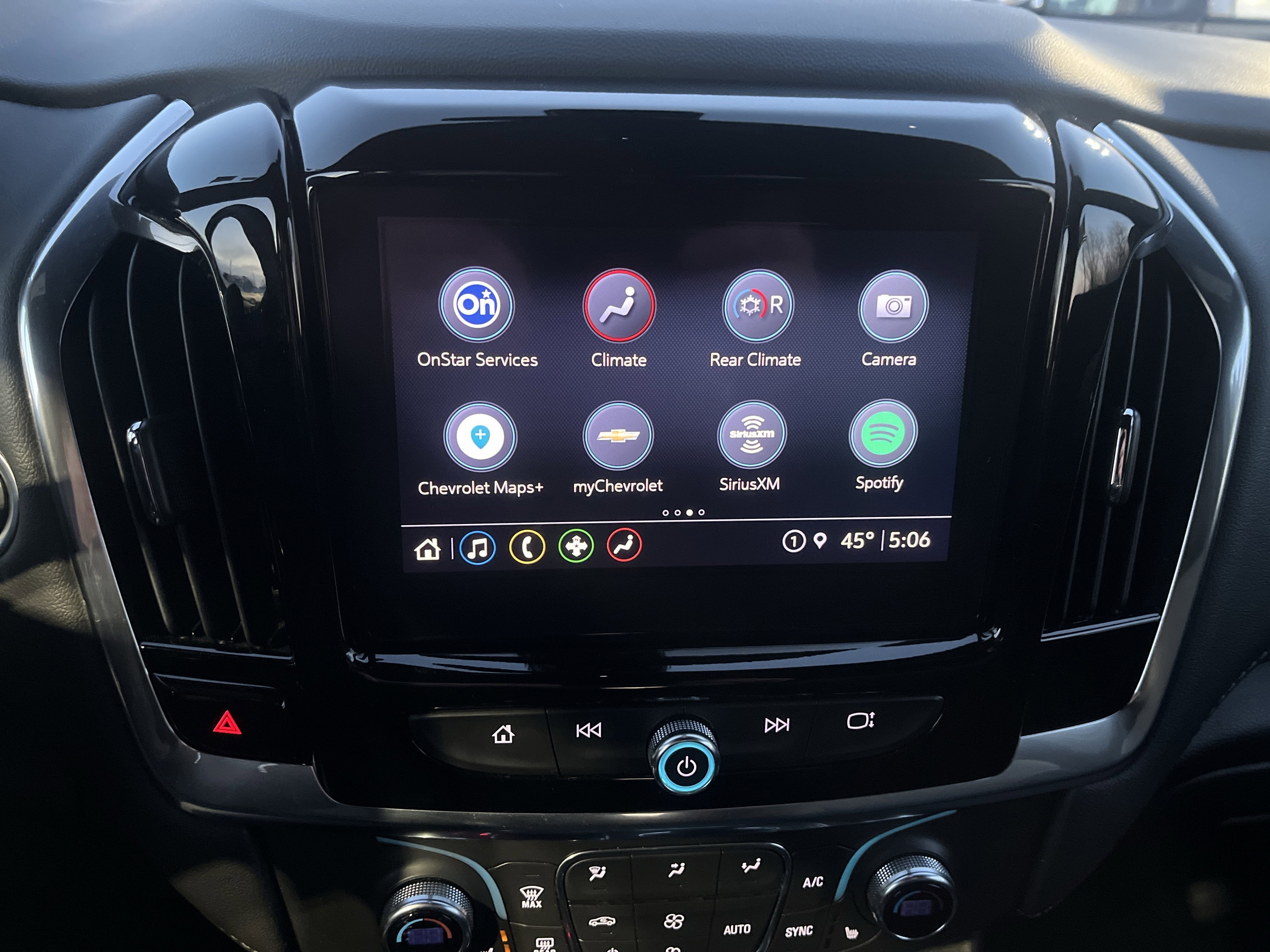 2023 Chevrolet Traverse LT Cloth AWD TraileringEquipment w/HtdSeats RemoteStart 8-WayPwrDrvrSeat