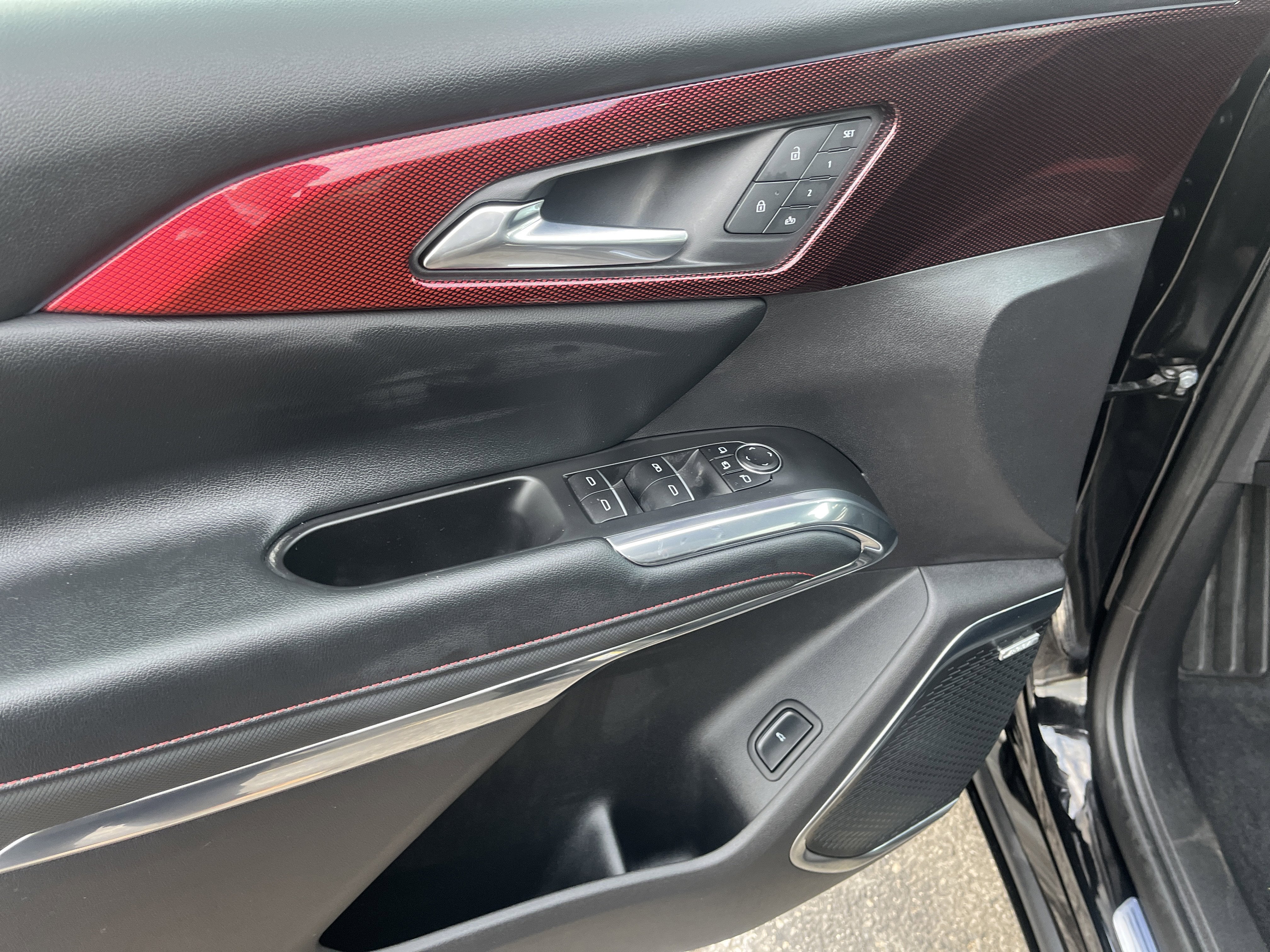 2025 Chevrolet Traverse RS AWD w/AdptvCrz HtdCldMemLthr HtdSteeringWheel HD-SurroundVision