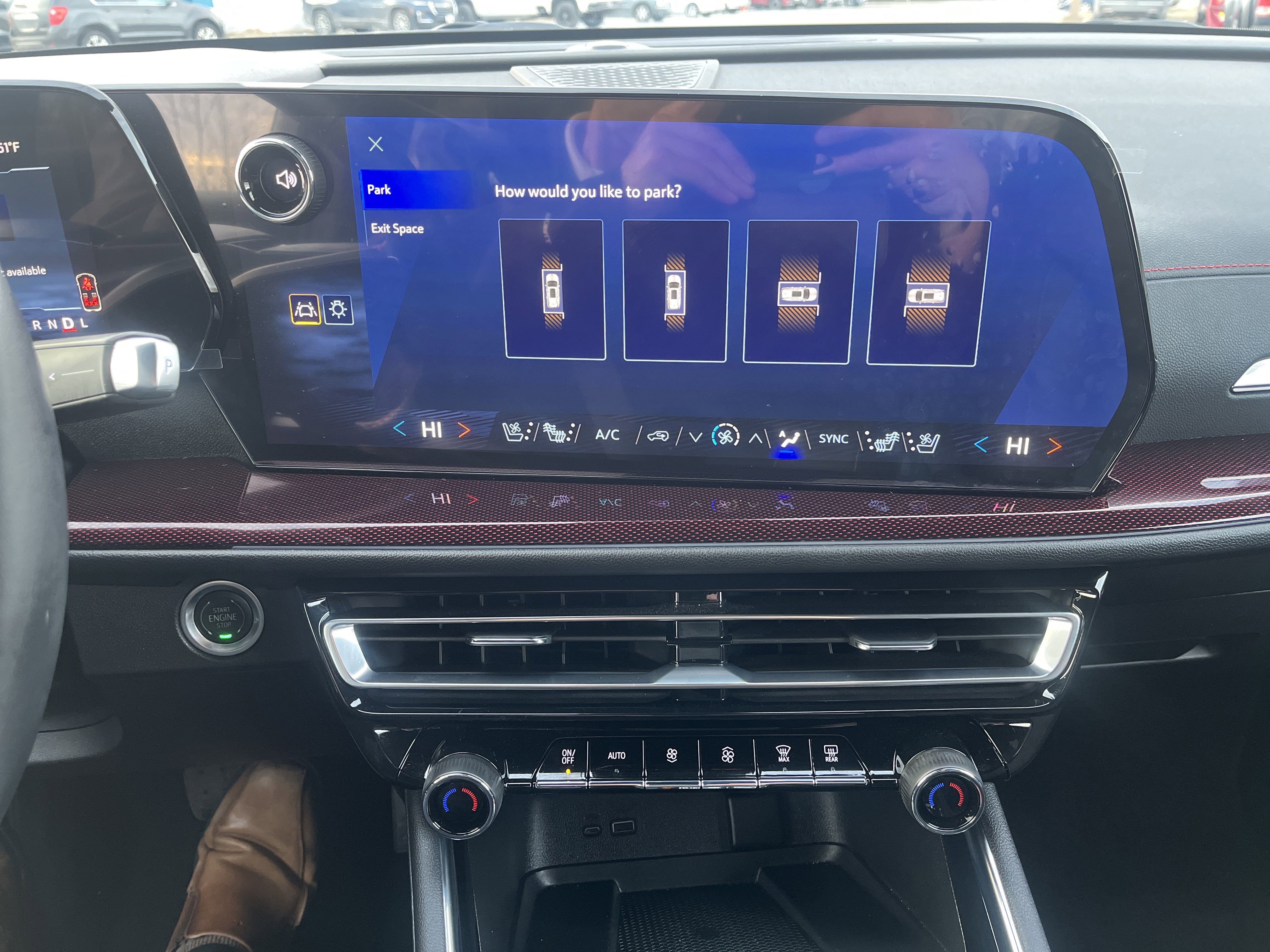 2025 Chevrolet Traverse RS AWD w/AdptvCrz HtdCldMemLthr HtdSteeringWheel HD-SurroundVision