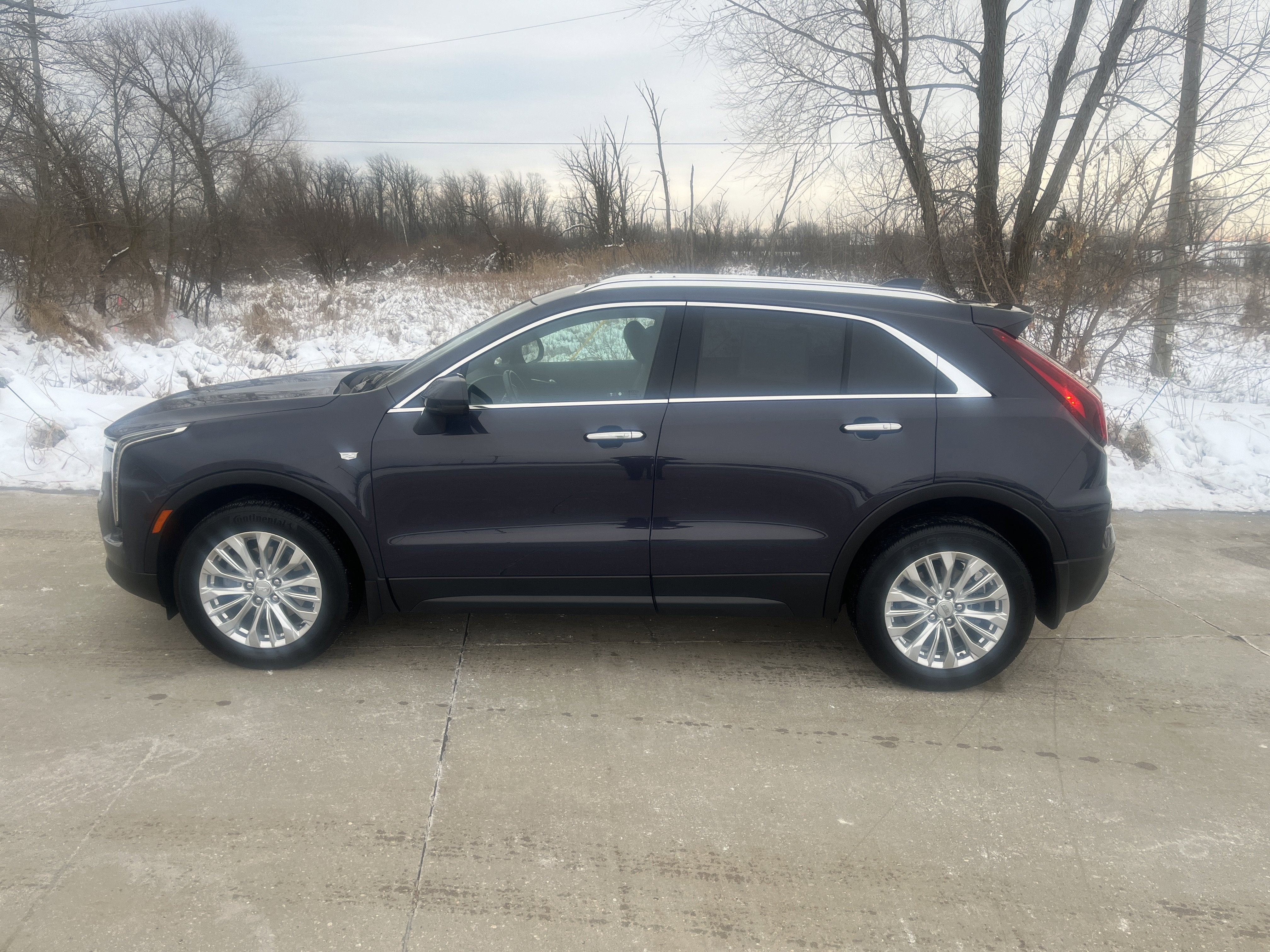 2024 Cadillac XT4 Luxury AWD ColdWxPkg w/Sunroof HtdLthr HtdSteeringWheel HD-RearCamera