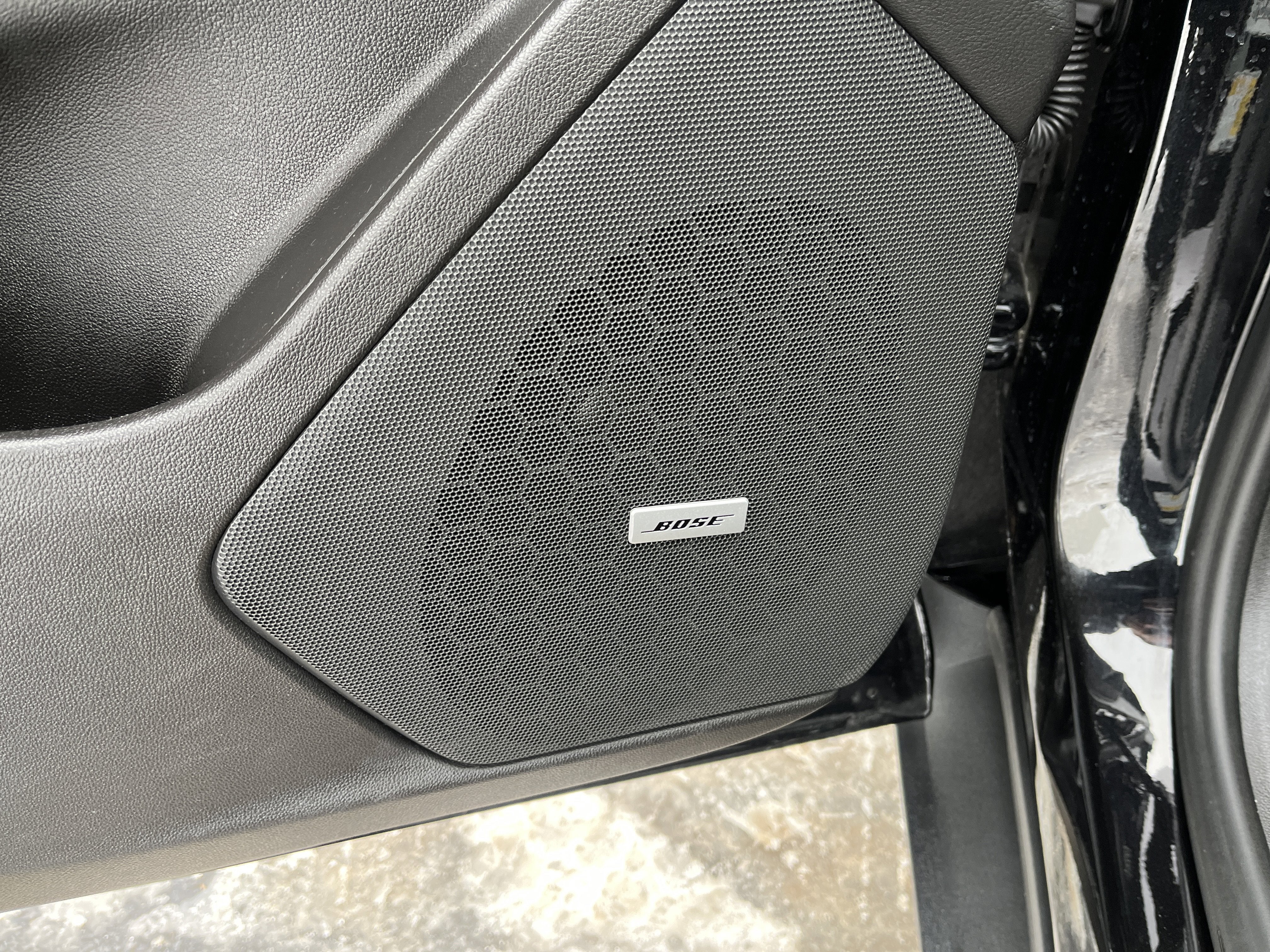 2025 Cadillac XT5 Premium Luxury AWD 3.6L w/Tri-ZoneAutomaticClimateControl HtdCldMemLthr AirIonizer Sunroof HD-RrCam