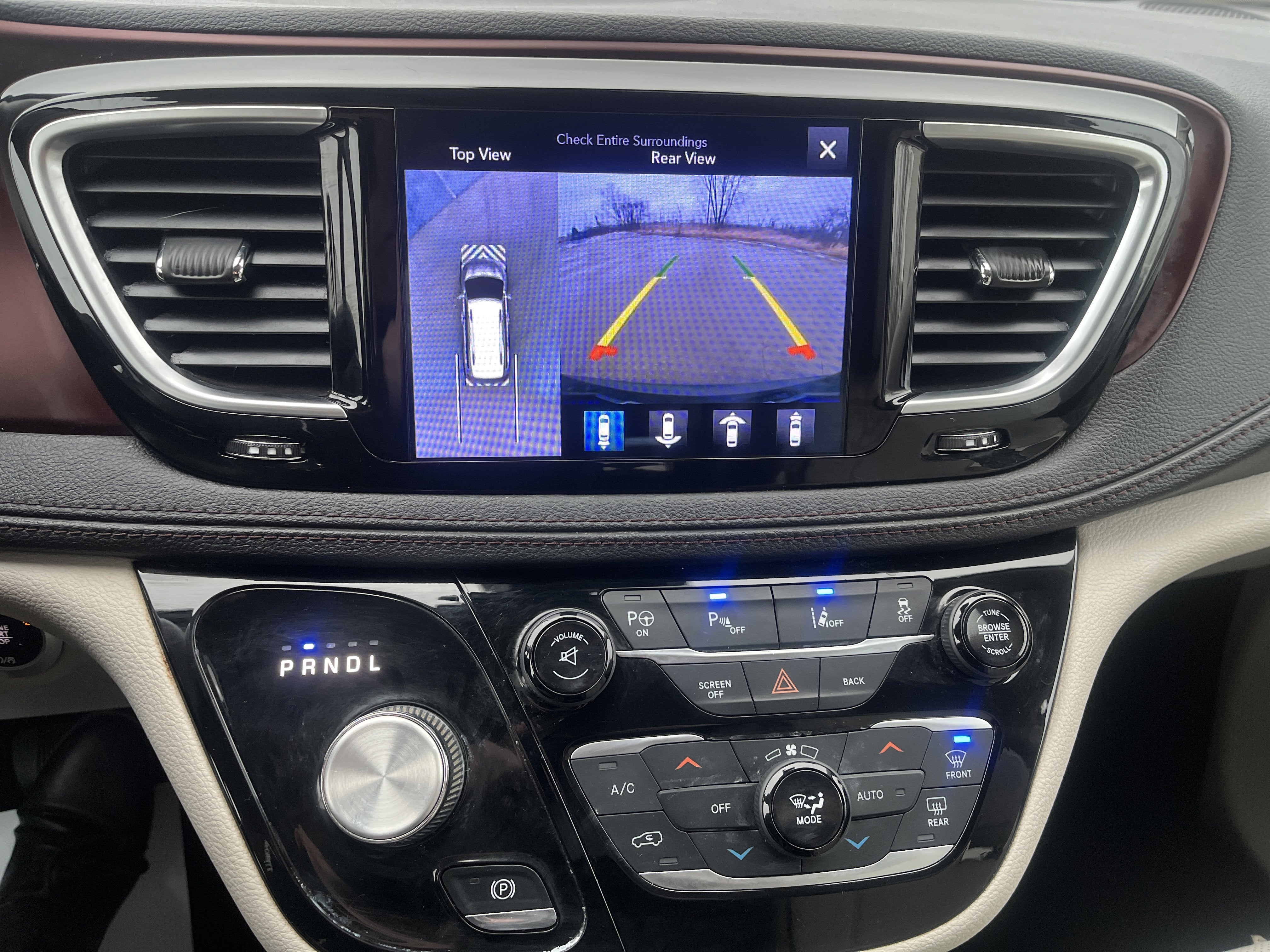 2017 Chrysler Pacifica Limited UConnectTheater&Sound AdvSftyTec 8-Pass&20InchWheelGroups w/Nav DVD AdptvCrz 360DegreeCamera