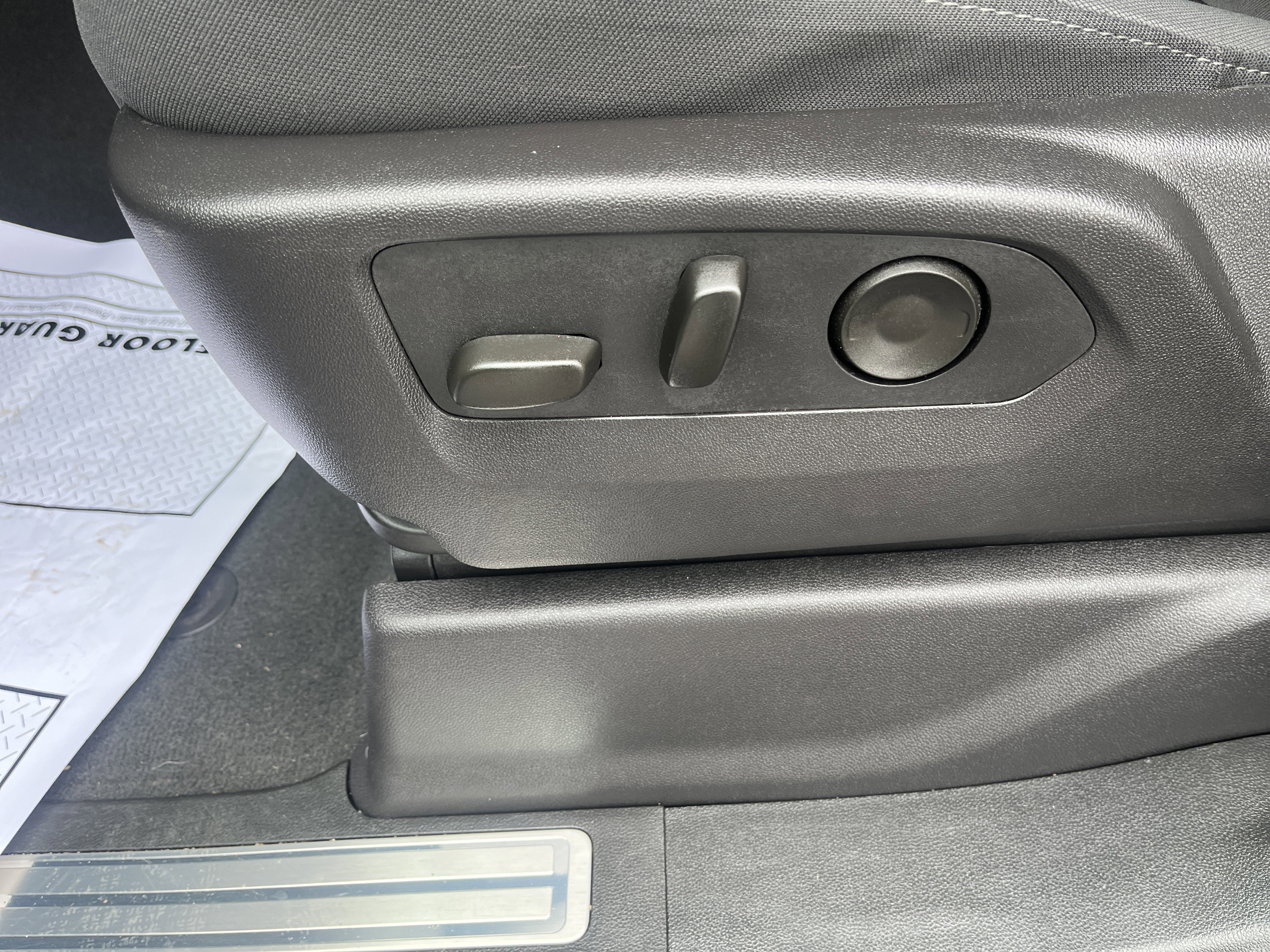 2024 Chevrolet Silverado 1500 LT Crew Cab 4WD w/20s All-TerrrainTires HtdSeats HtdSteeringWheel HD-RearCamera