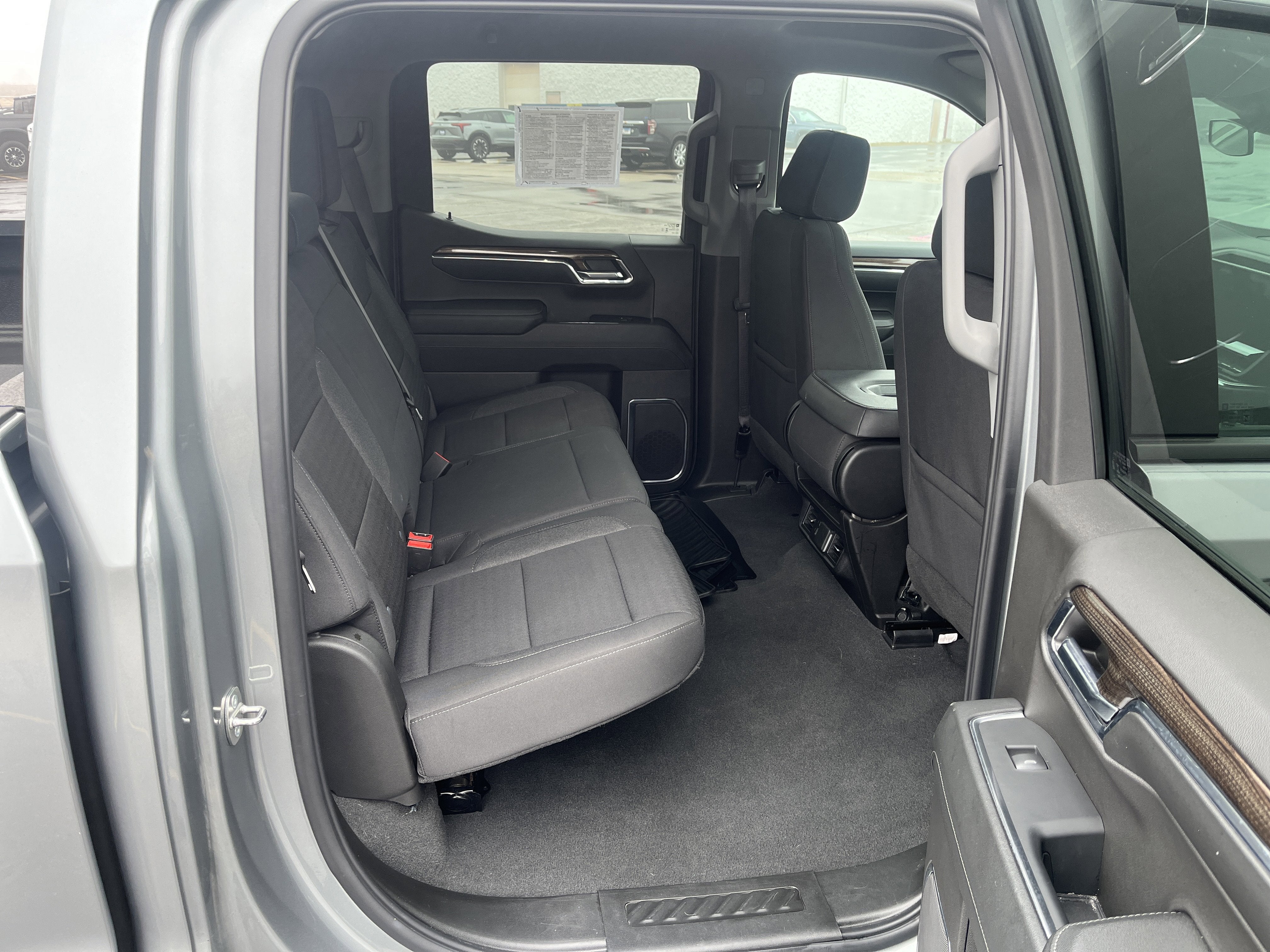 2024 Chevrolet Silverado 1500 LT Crew Cab 4WD w/20s All-TerrrainTires HtdSeats HtdSteeringWheel HD-RearCamera