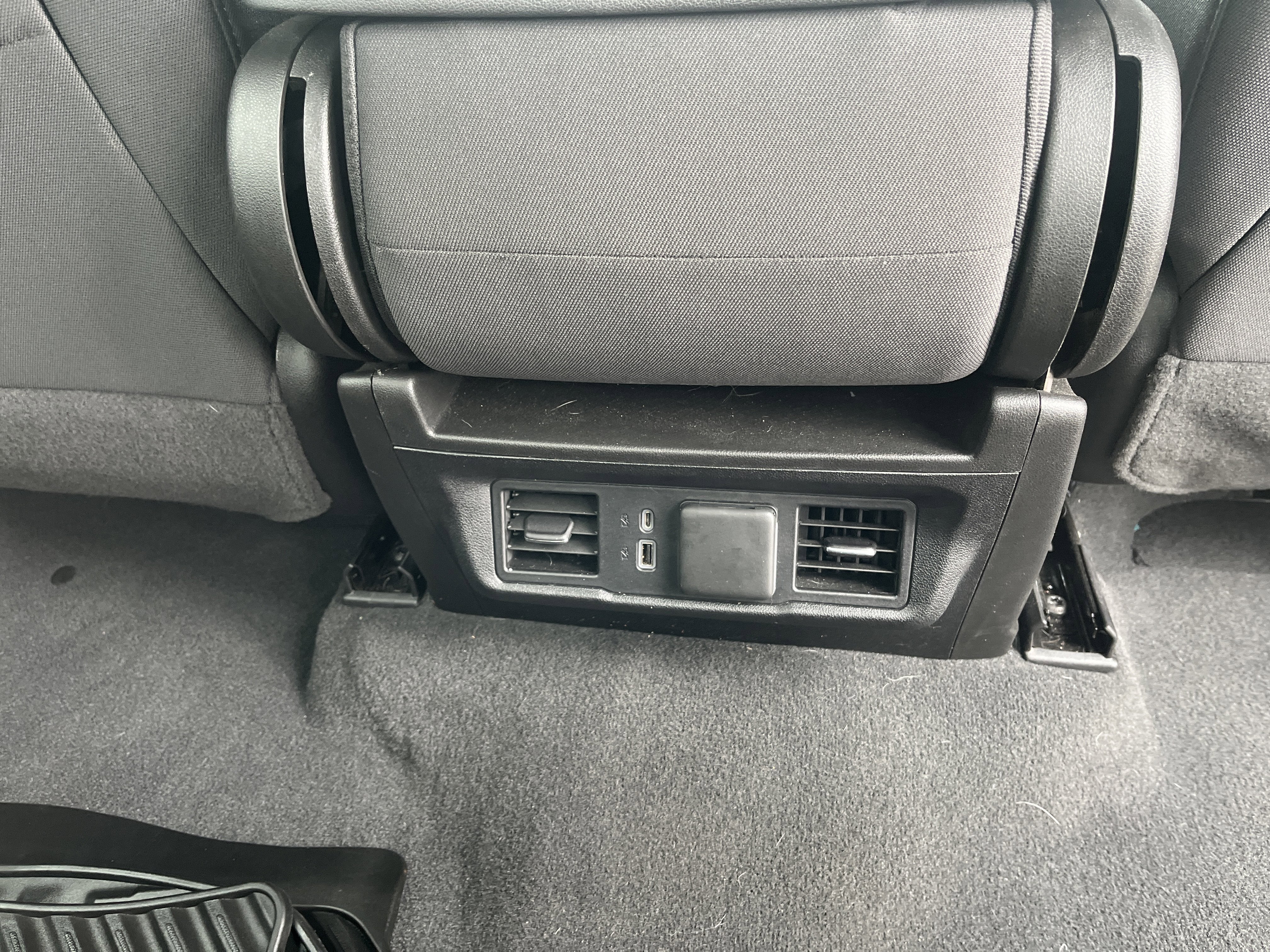 2024 Chevrolet Silverado 1500 LT Crew Cab 4WD w/20s All-TerrrainTires HtdSeats HtdSteeringWheel HD-RearCamera