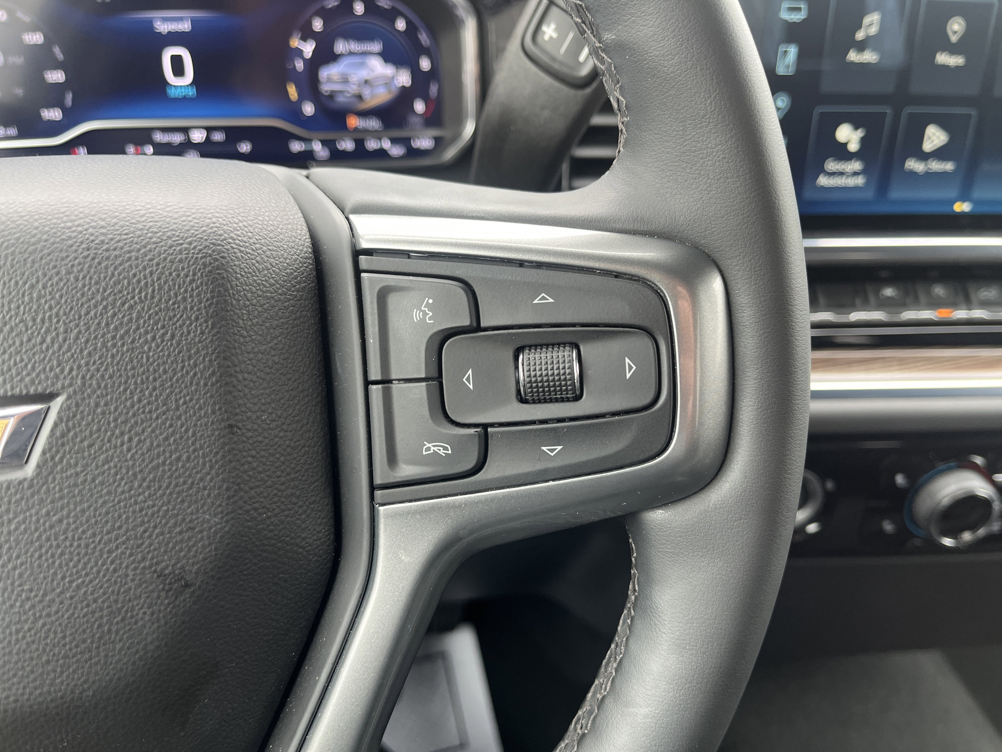 2024 Chevrolet Silverado 1500 LT Crew Cab 4WD w/20s All-TerrrainTires HtdSeats HtdSteeringWheel HD-RearCamera