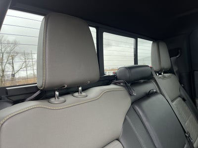 2024 Chevrolet Silverado 1500 ZR2 Crew Cab 4WD 6.2L V8 TechnologyPkg w/Sunroof AdptvCrz Multi-FlexTailgate ActiveExhaust RrCamMrrr