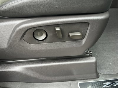 2024 Chevrolet Silverado 1500 ZR2 Crew Cab 4WD 6.2L V8 TechnologyPkg w/Sunroof AdptvCrz Multi-FlexTailgate ActiveExhaust RrCamMrrr