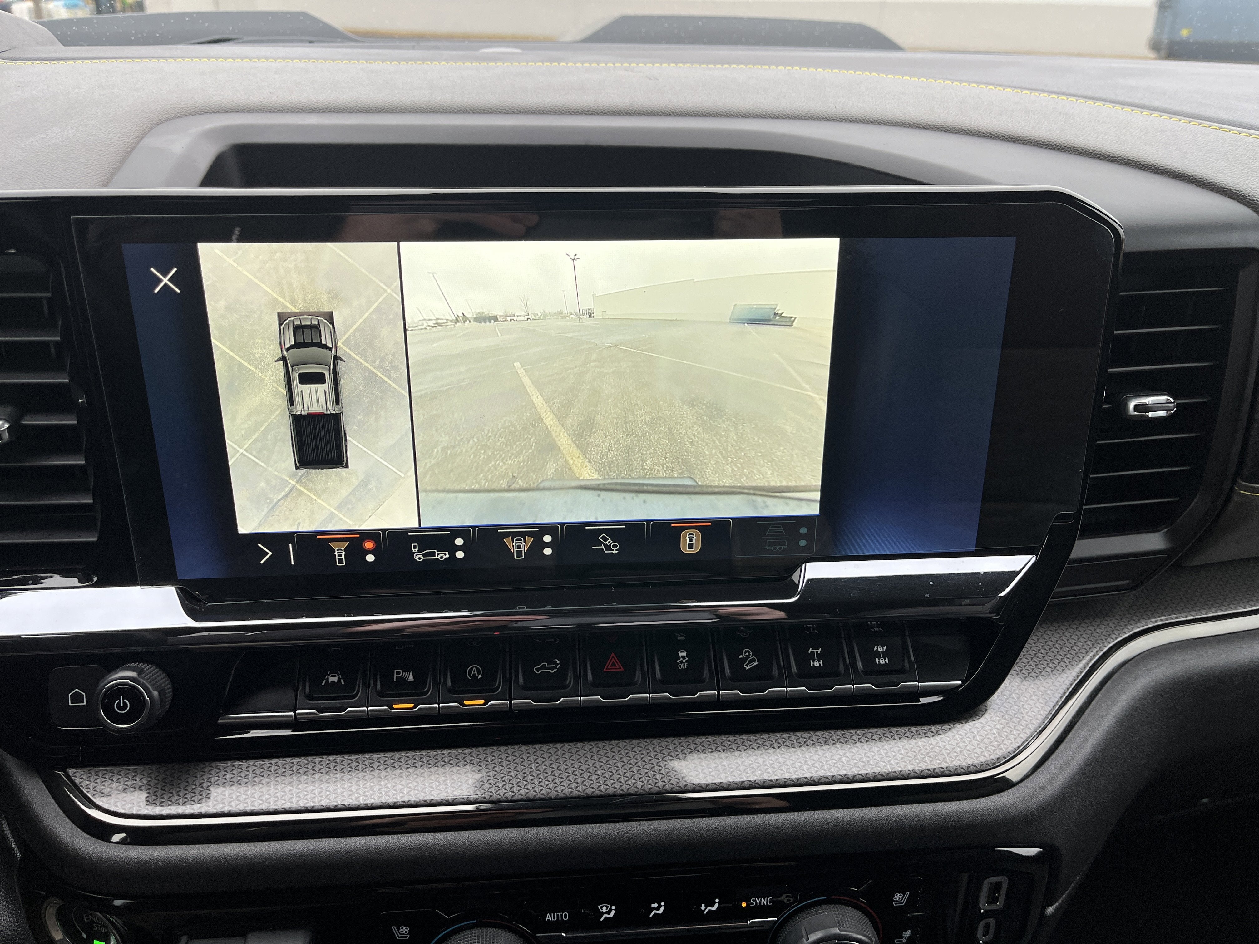 2024 Chevrolet Silverado 1500 ZR2 Crew Cab 4WD 6.2L V8 TechnologyPkg w/Sunroof AdptvCrz Multi-FlexTailgate ActiveExhaust RrCamMrrr