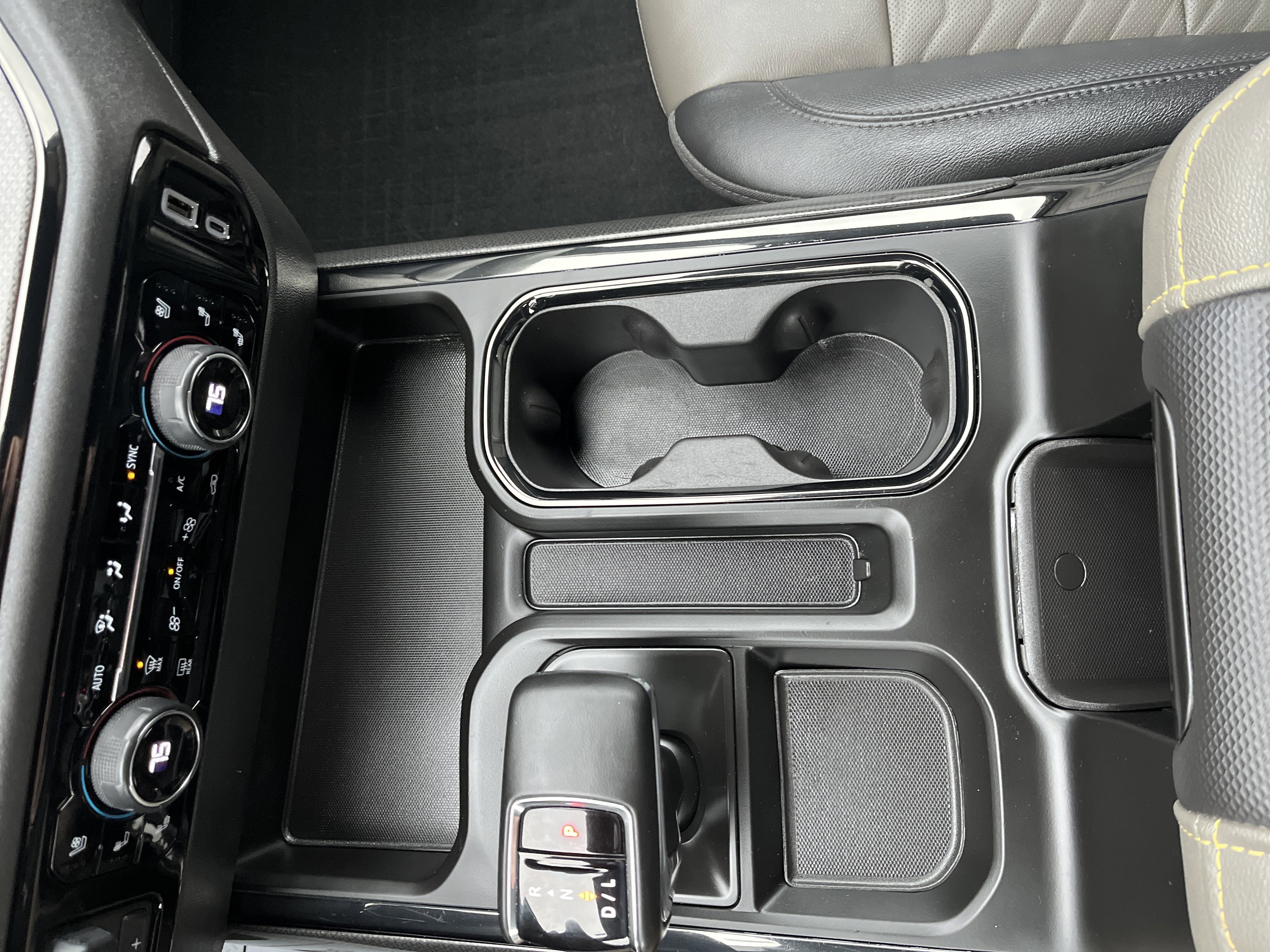 2024 Chevrolet Silverado 1500 ZR2 Crew Cab 4WD 6.2L V8 TechnologyPkg w/Sunroof AdptvCrz Multi-FlexTailgate ActiveExhaust RrCamMrrr