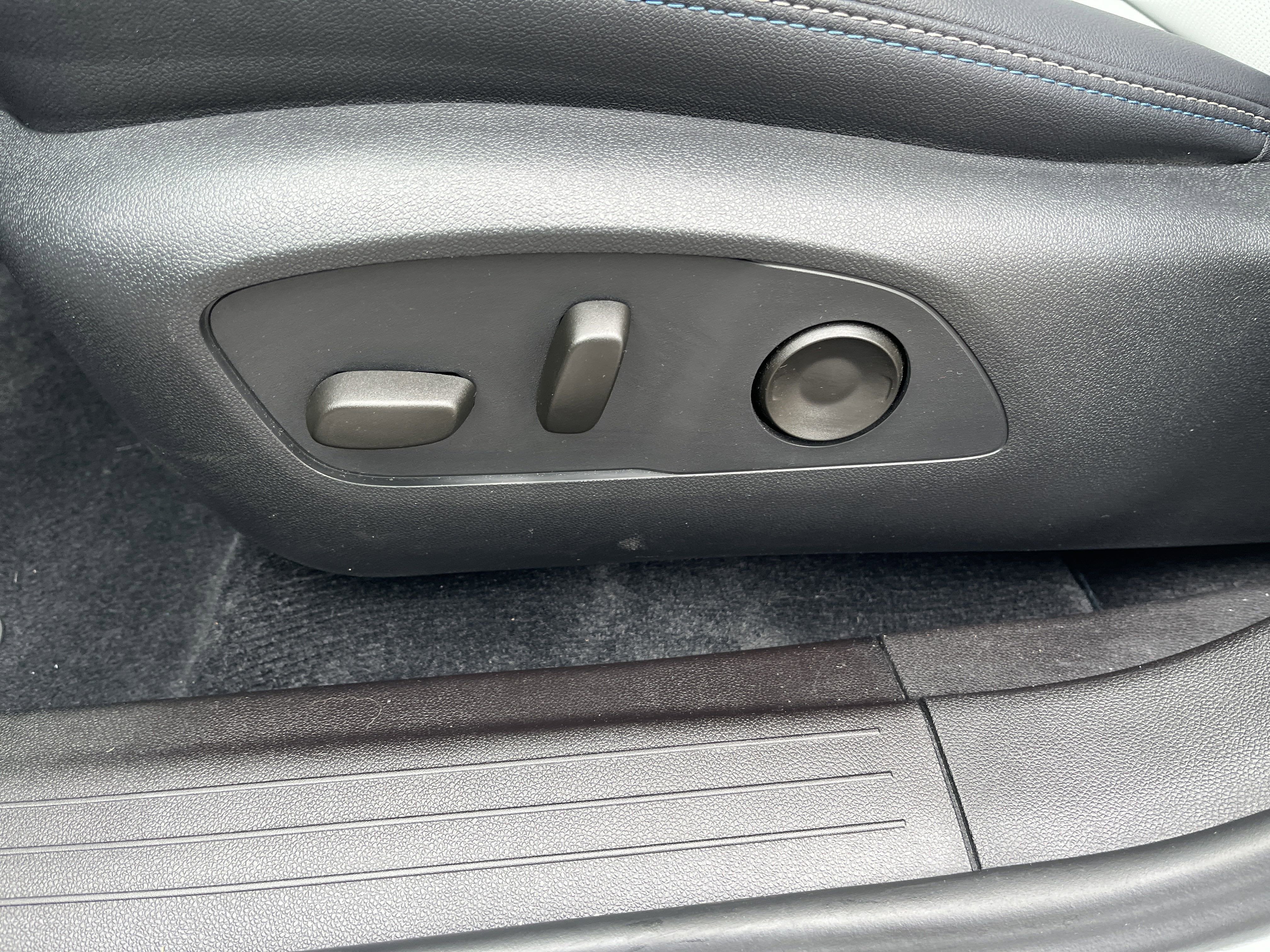 2025 Chevrolet Equinox EV LT FWD ActiveSafety2 Comfort ConvPkgs w/HtdSeats AutosensePwrLiftgate DualLevelChargeCord