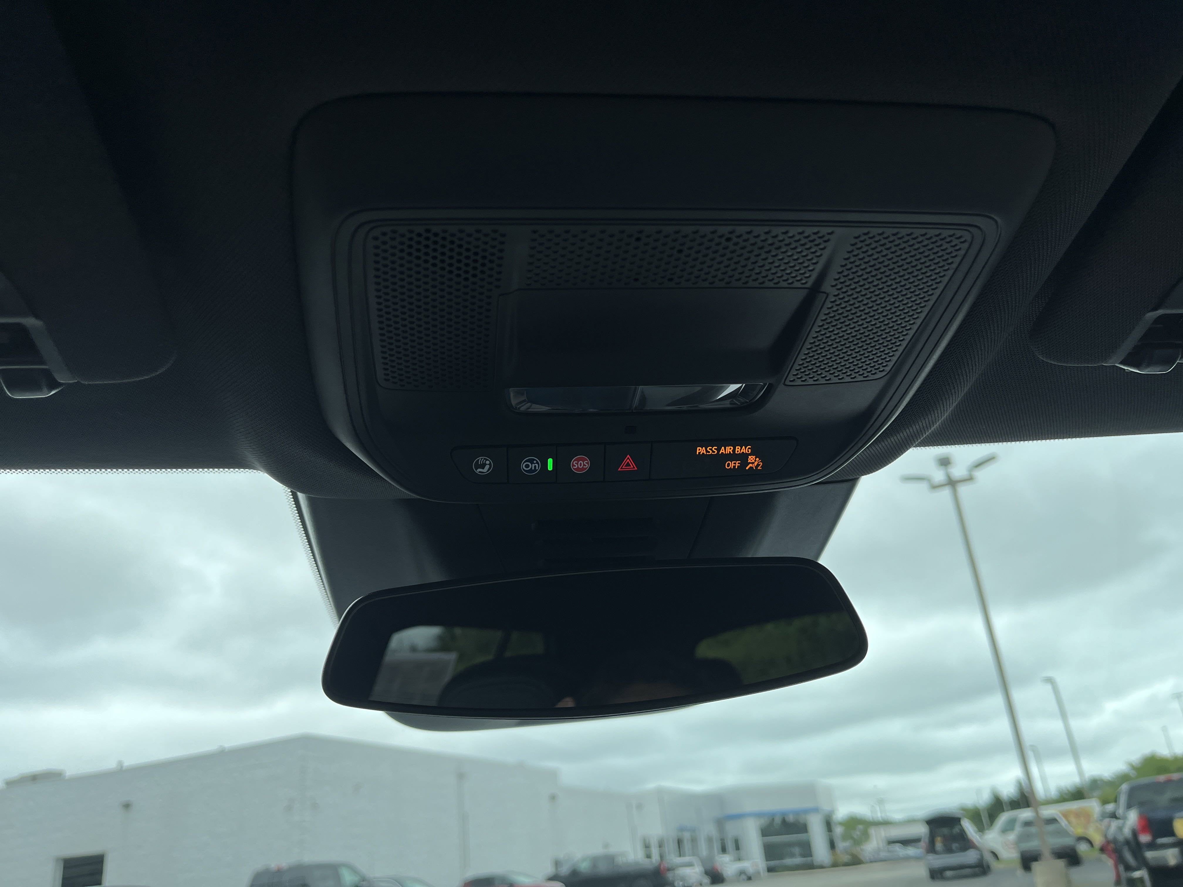 2025 Chevrolet Equinox EV LT FWD ActiveSafety2 Comfort ConvPkgs w/HtdSeats AutosensePwrLiftgate DualLevelChargeCord