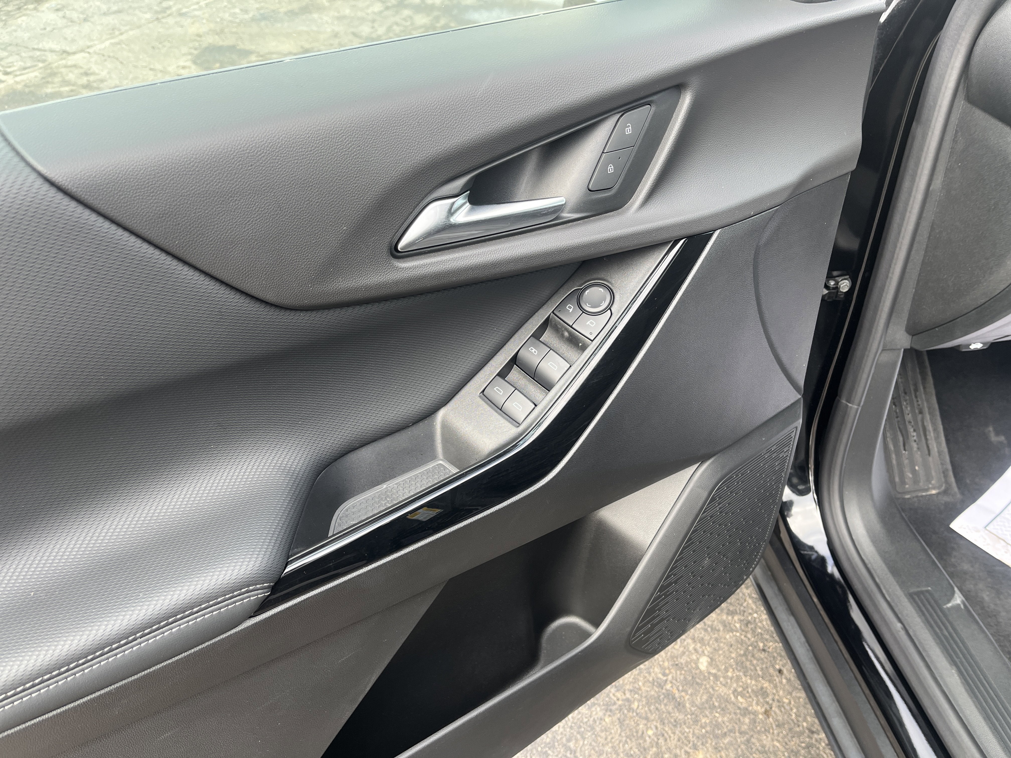 2025 Chevrolet Equinox LT AWD w/AdaptiveCruise HtdSeats HtdSteeringWheel RemoteStart HD-RearCamera