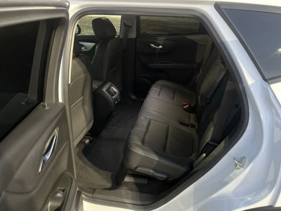 2024 Chevrolet Blazer 3LT FWD 2.0T Sound&TechnologyPkg w/20s Nav Bose RrCamMirror HD-SrrndVsn HtdLthr BlackBowties