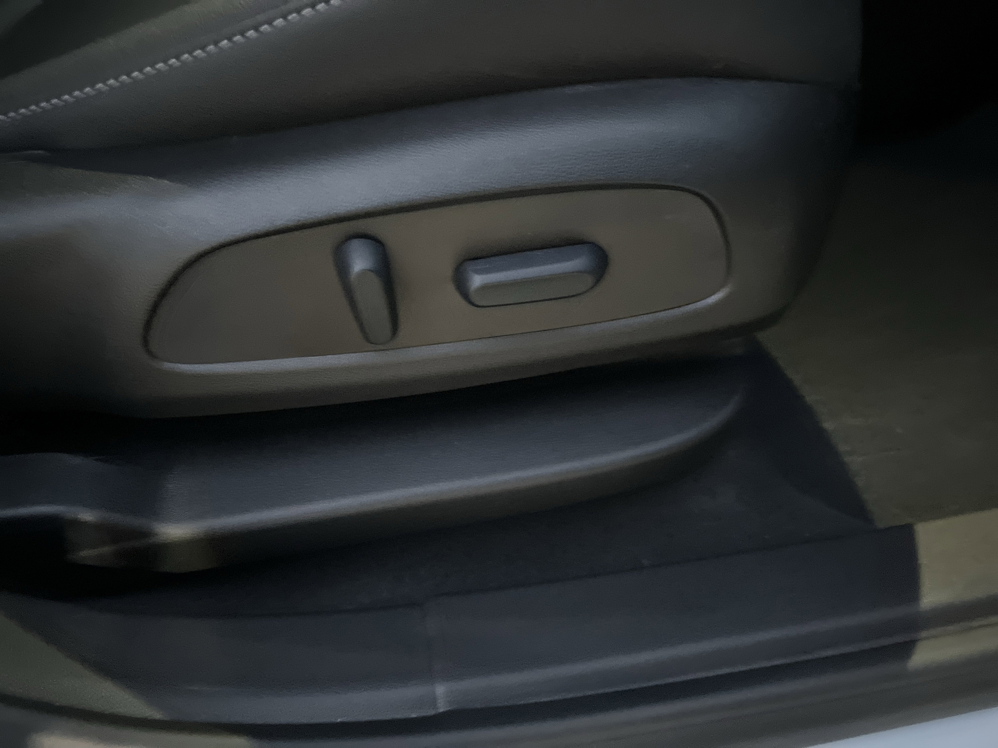 2024 Chevrolet Blazer 3LT FWD 2.0T Sound&TechnologyPkg w/20s Nav Bose RrCamMirror HD-SrrndVsn HtdLthr BlackBowties