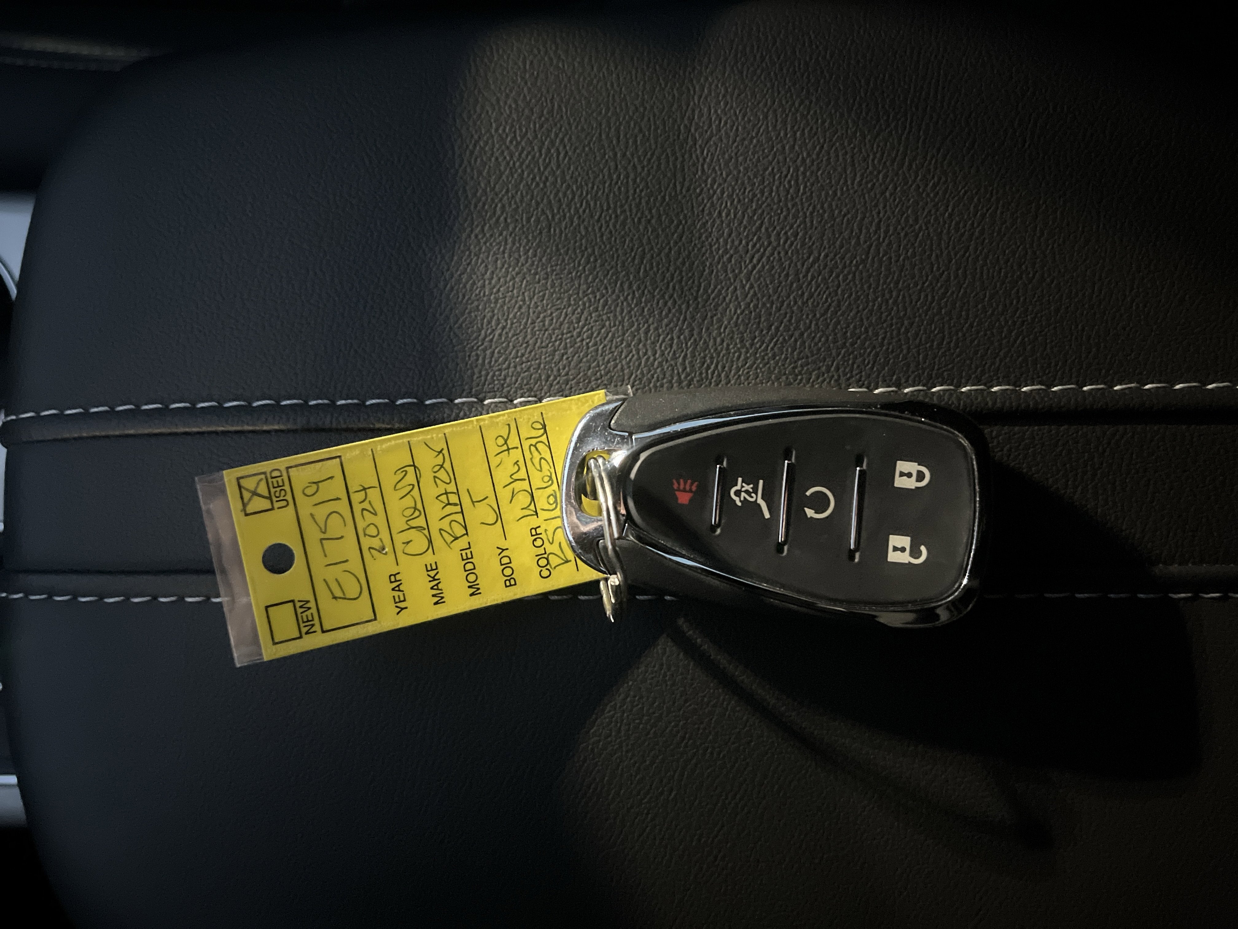 2024 Chevrolet Blazer 3LT FWD 2.0T Sound&TechnologyPkg w/20s Nav Bose RrCamMirror HD-SrrndVsn HtdLthr BlackBowties