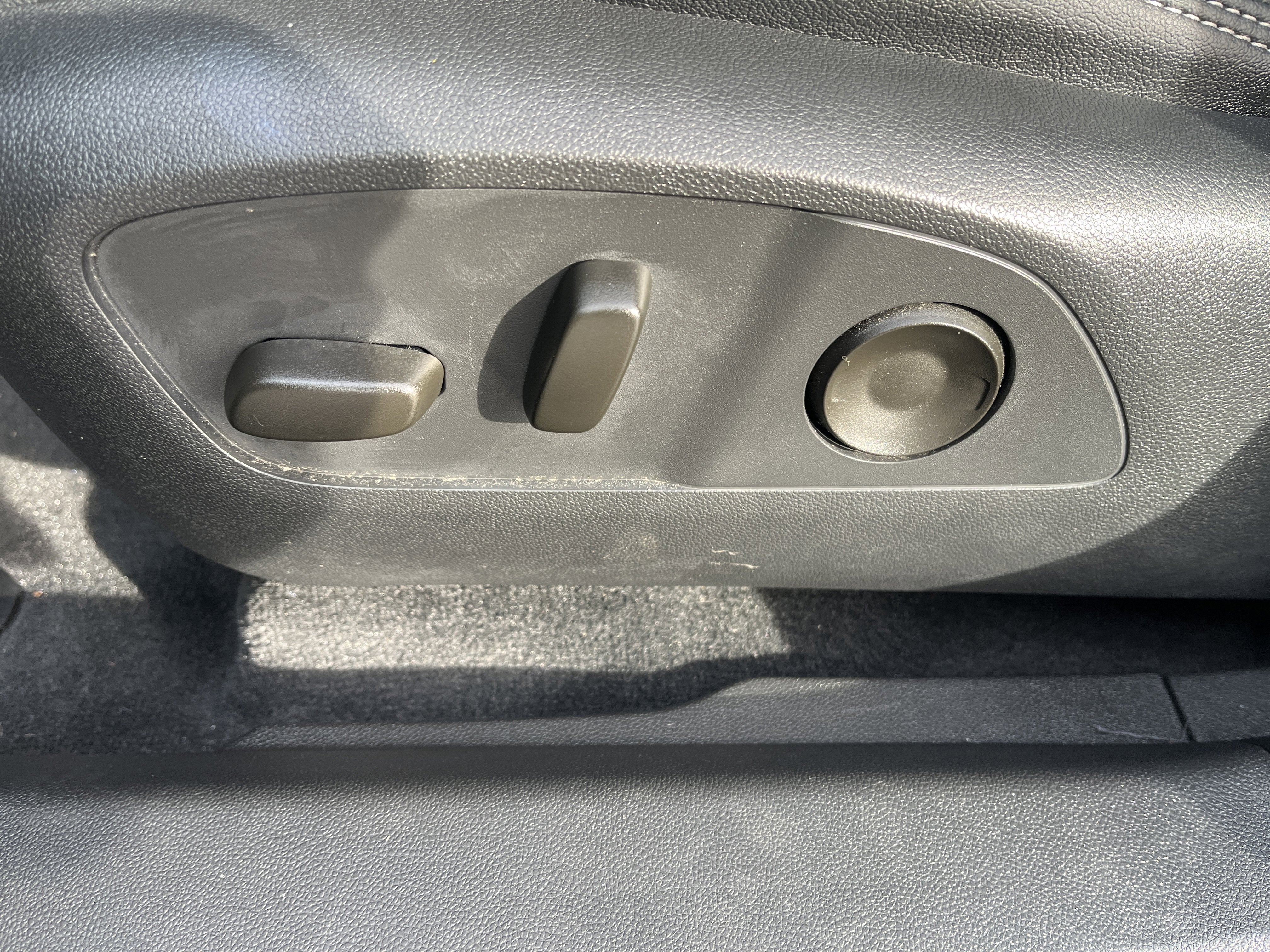 2024 Chevrolet Blazer EV LT eAWD Cmft&Conv Conv&DrvrConfPkgs w/Sunroof AdptvCrz HtdEvotex HtdStrngWhl 8-WayPwrDrvrSeat