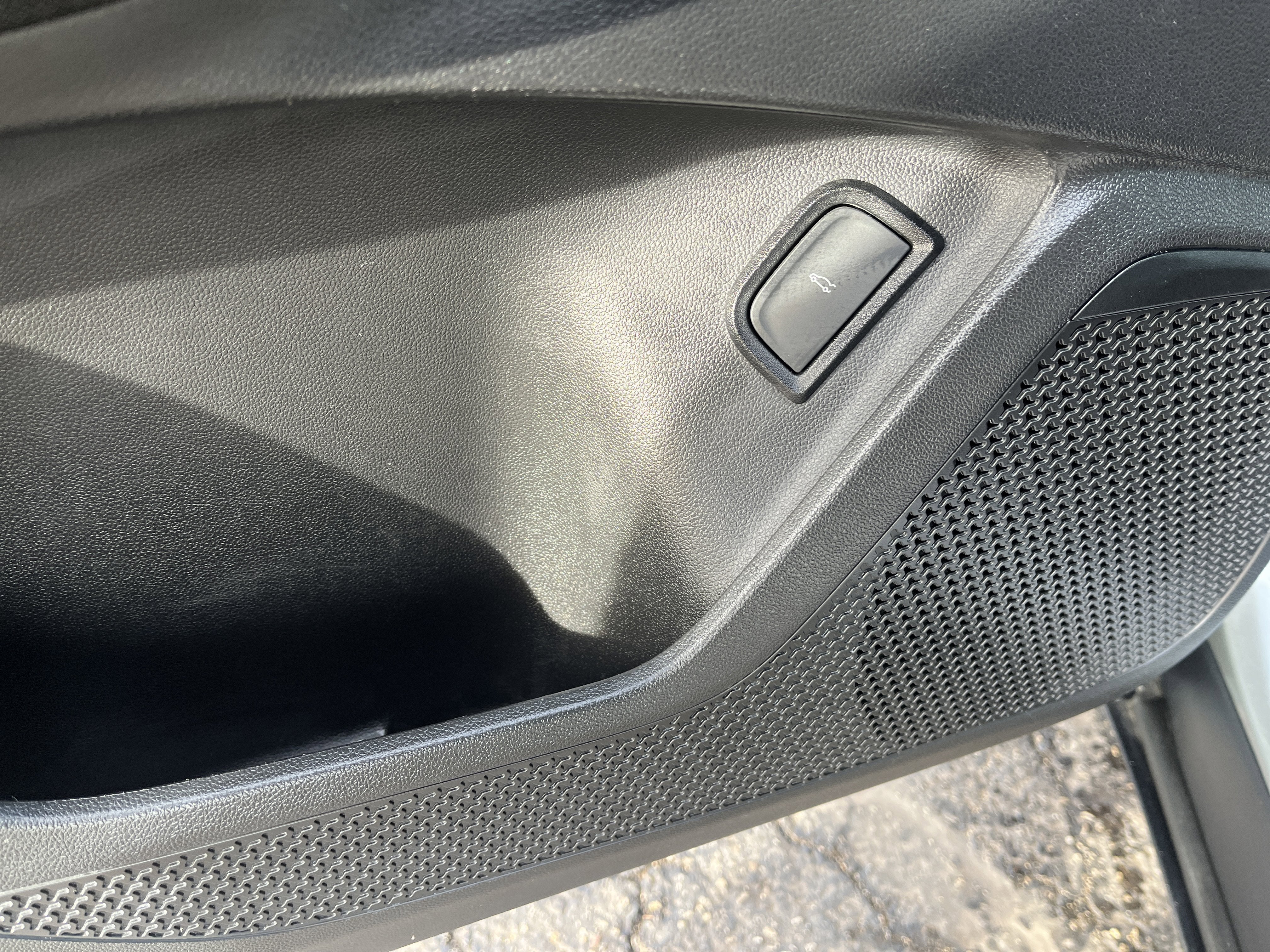 2024 Chevrolet Blazer EV LT eAWD Cmft&Conv Conv&DrvrConfPkgs w/Sunroof AdptvCrz HtdEvotex HtdStrngWhl 8-WayPwrDrvrSeat