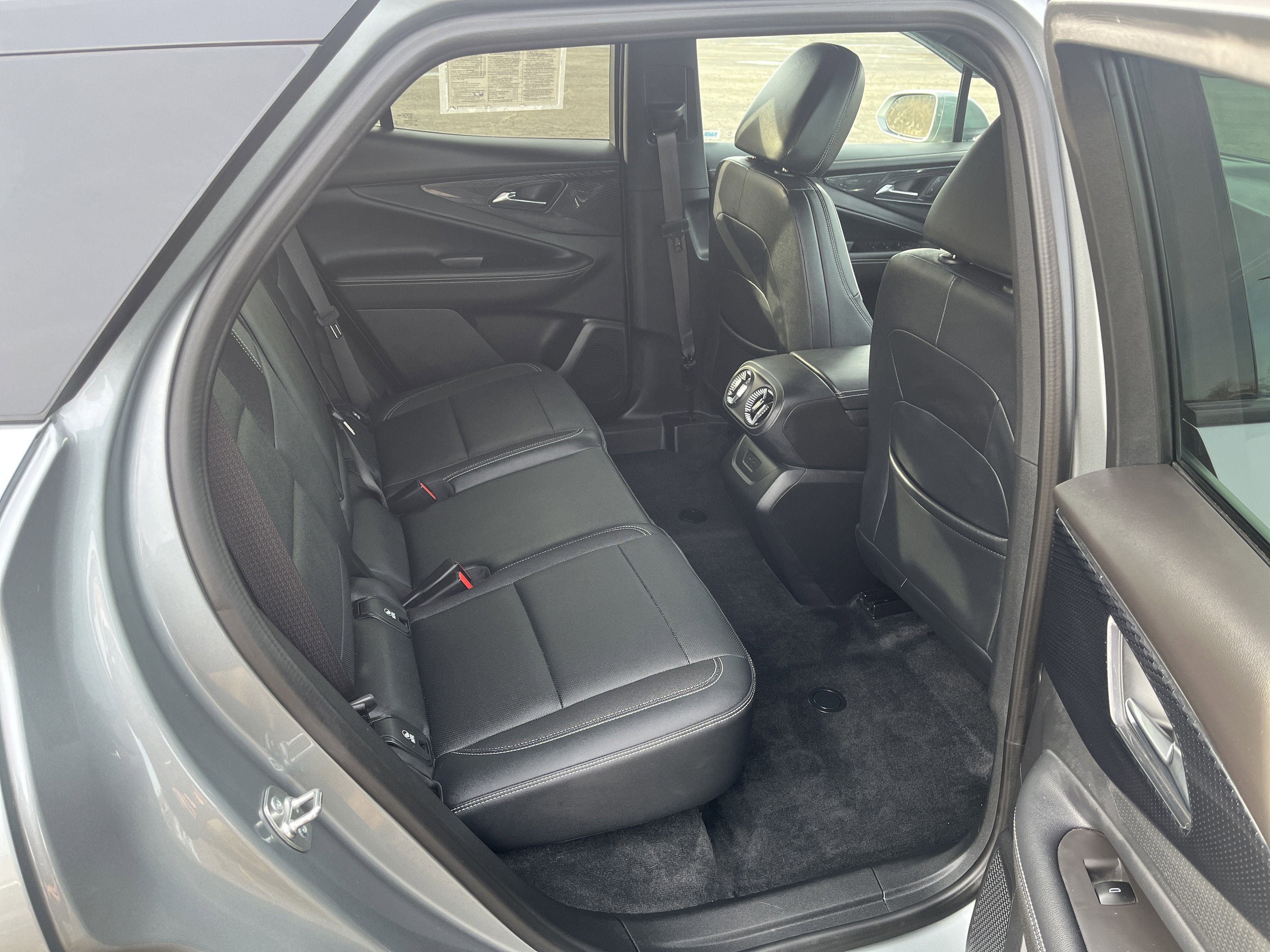 2024 Chevrolet Blazer EV LT eAWD Cmft&Conv Conv&DrvrConfPkgs w/Sunroof AdptvCrz HtdEvotex HtdStrngWhl 8-WayPwrDrvrSeat