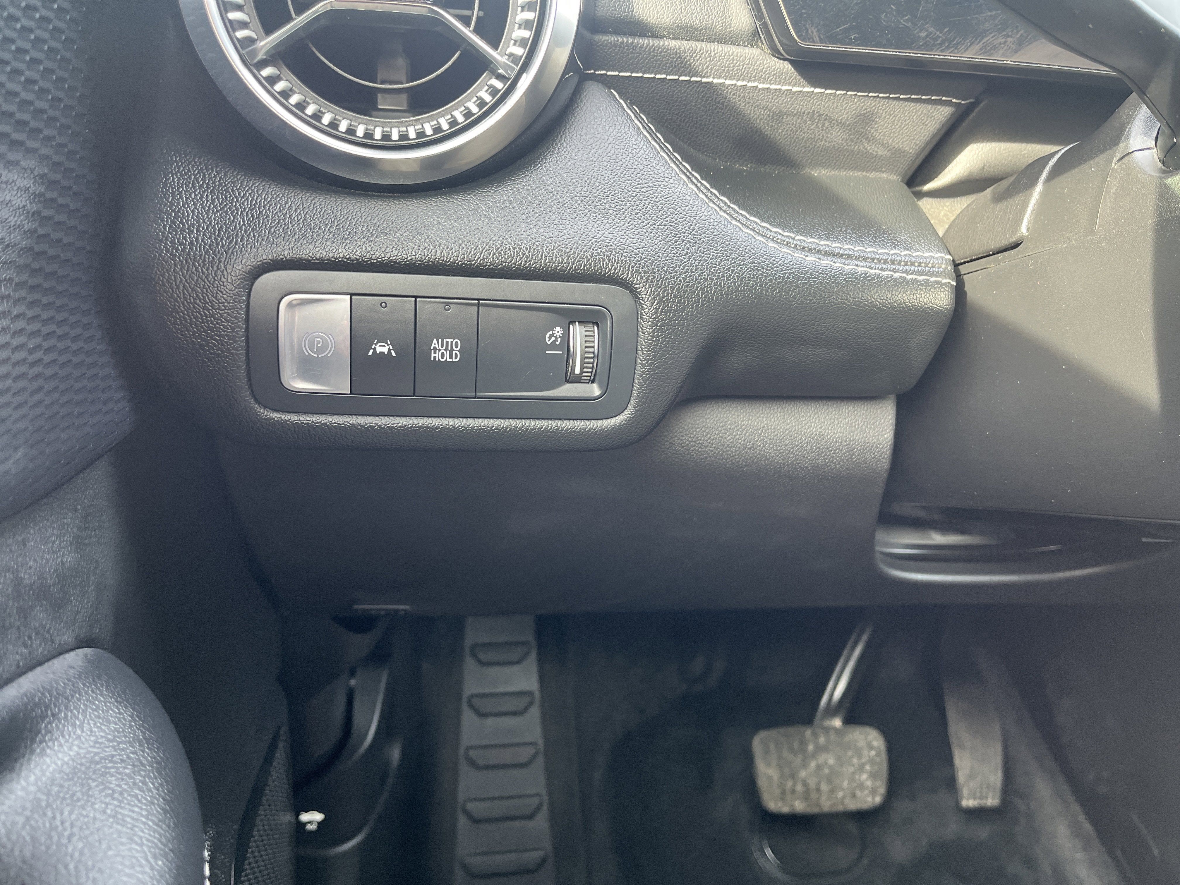 2024 Chevrolet Blazer EV LT eAWD Cmft&Conv Conv&DrvrConfPkgs w/Sunroof AdptvCrz HtdEvotex HtdStrngWhl 8-WayPwrDrvrSeat