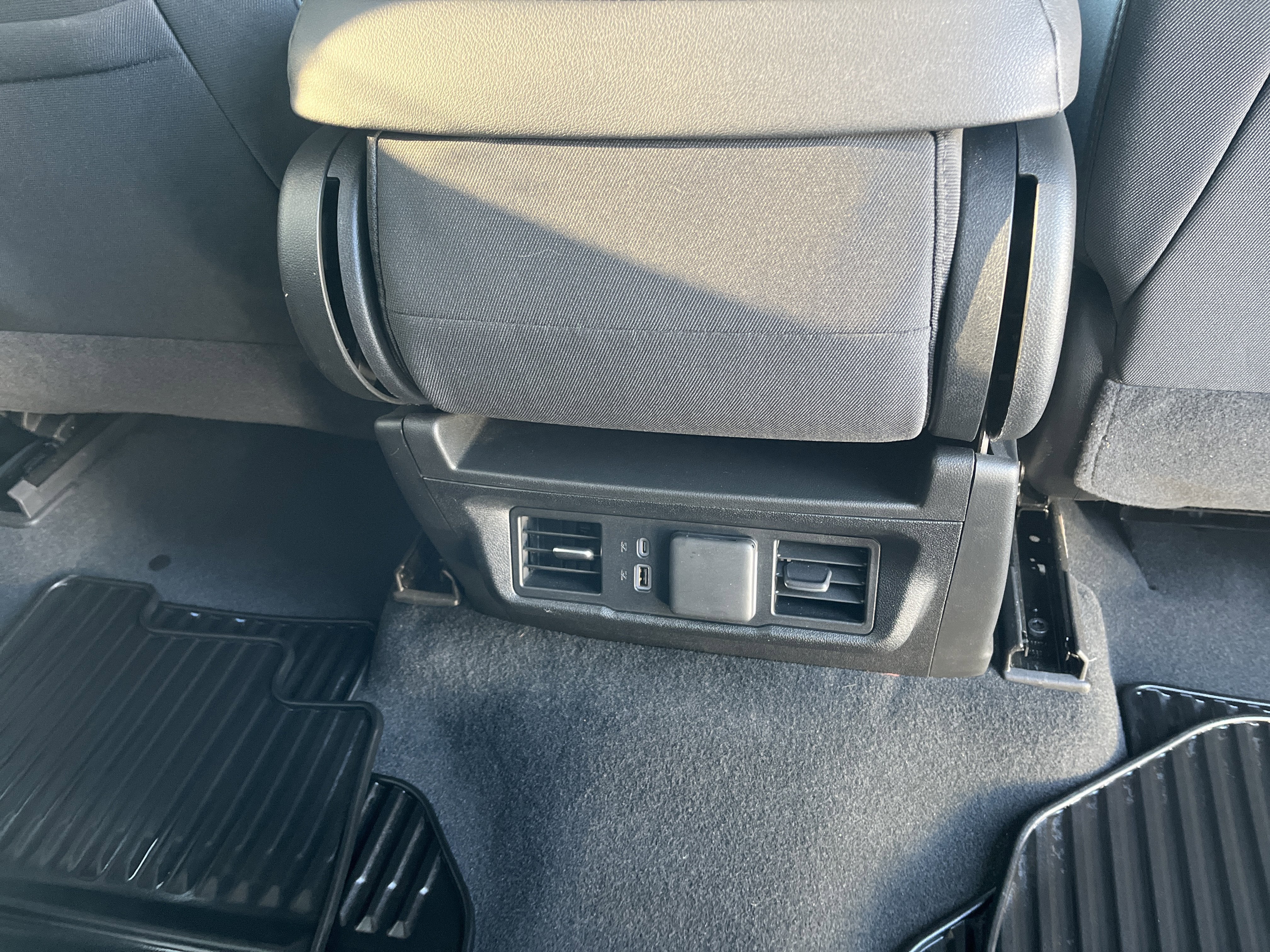 2025 GMC Sierra 1500 Elevation X31 Crew Cab 4WD 3.0L DuramaxDiesel w/HtdSeats HtdSteeringWheel 10-WayPwrDrvrSeat