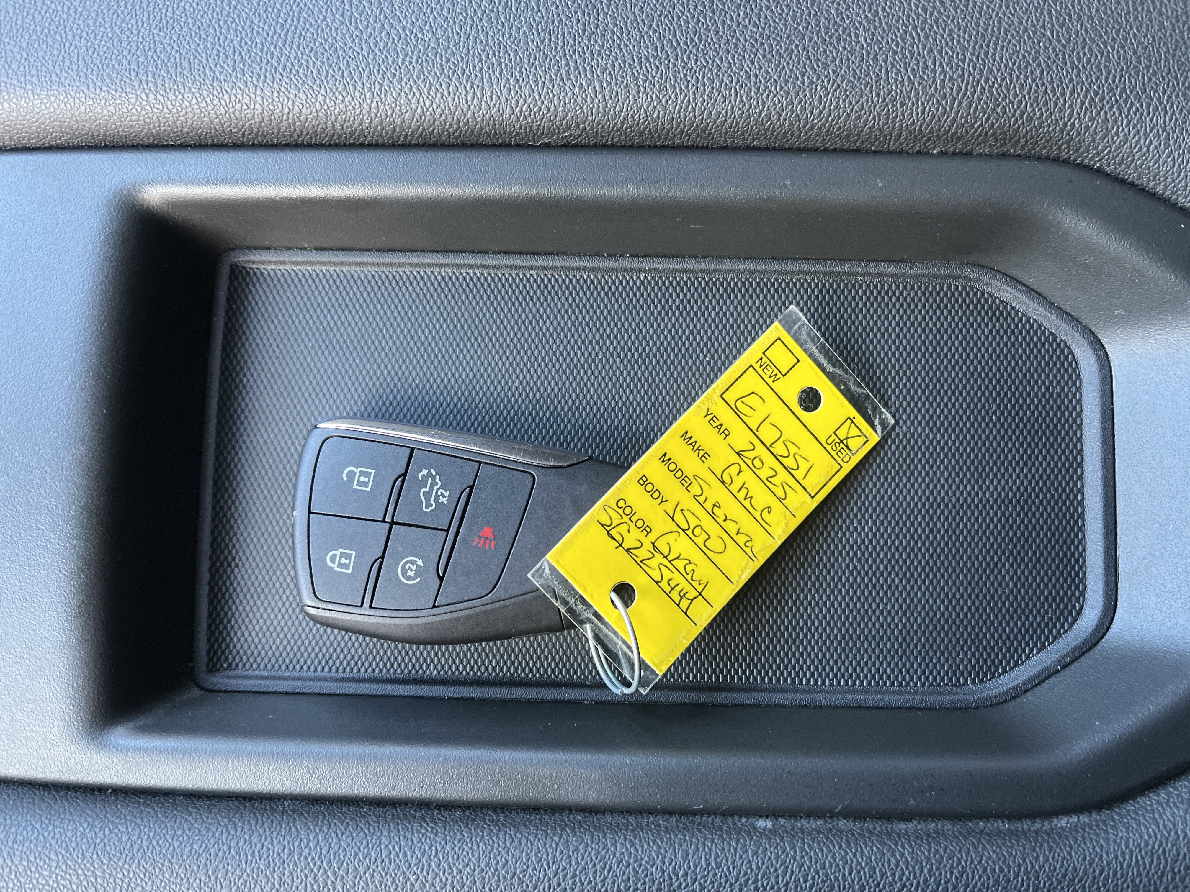 2025 GMC Sierra 1500 Elevation X31 Crew Cab 4WD 3.0L DuramaxDiesel w/HtdSeats HtdSteeringWheel 10-WayPwrDrvrSeat