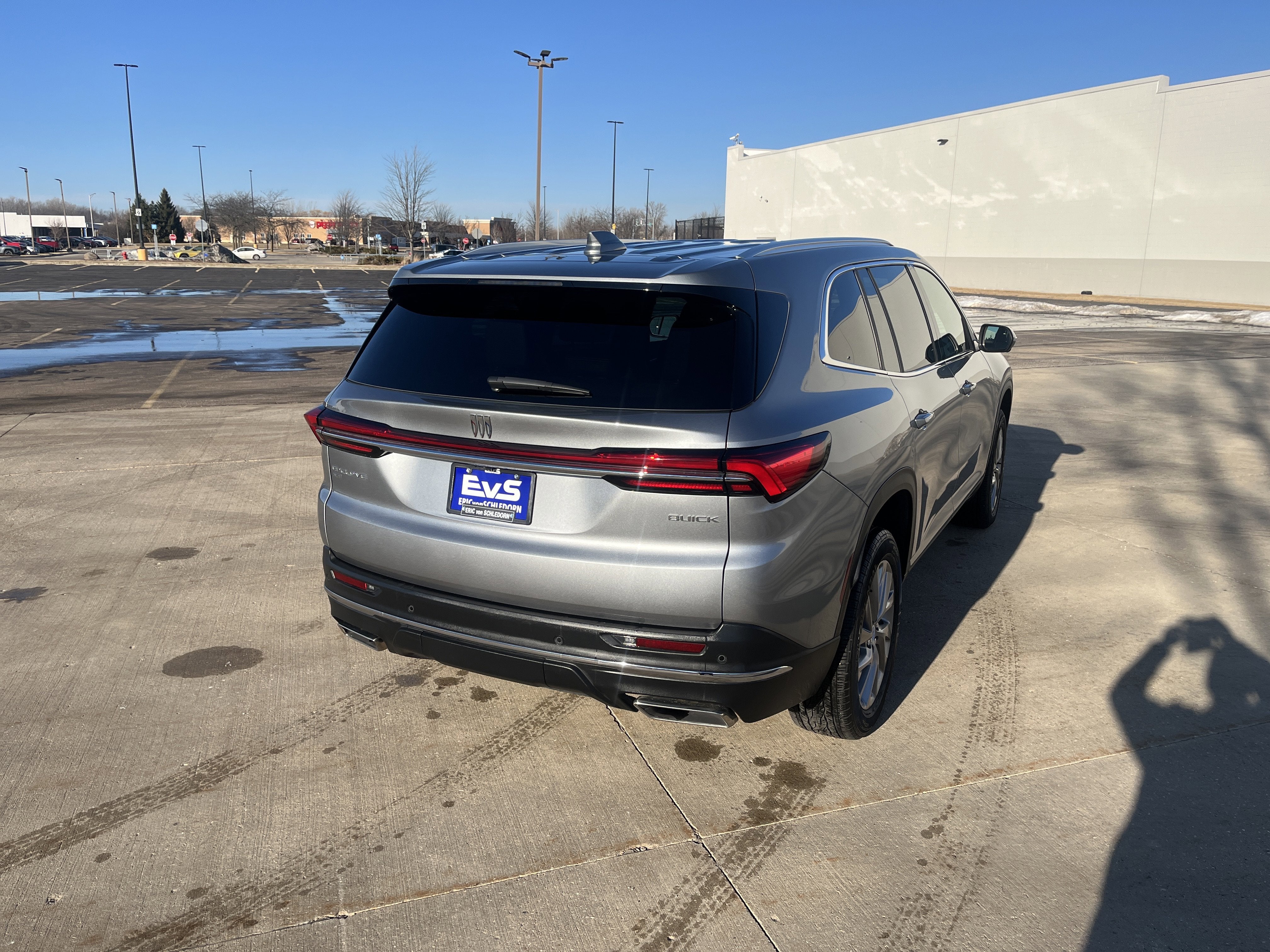 2025 Buick Enclave Preferred AWD w/Heated Seats HtdSteeringWheel Bose 20s HD-SurroundVision