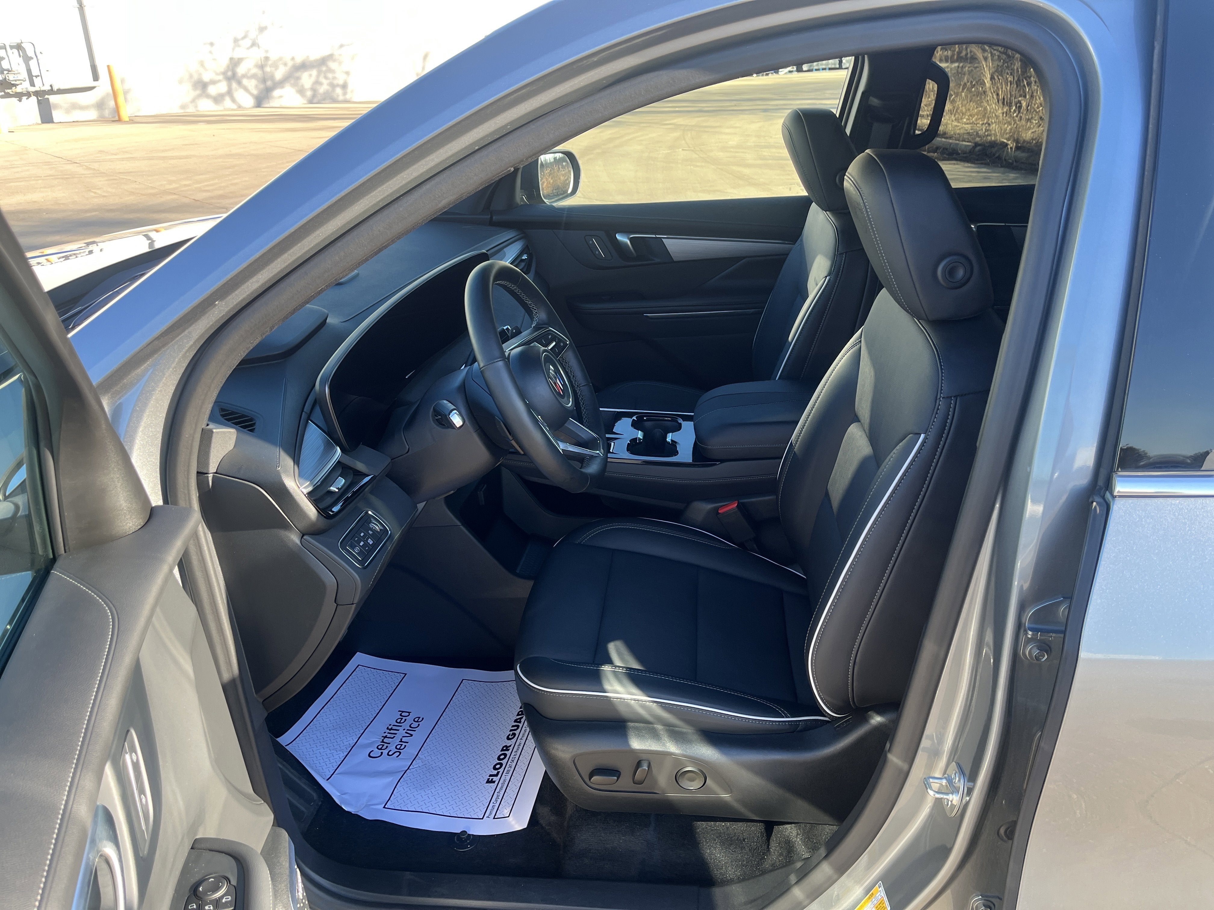 2025 Buick Enclave Preferred AWD w/Heated Seats HtdSteeringWheel Bose 20s HD-SurroundVision