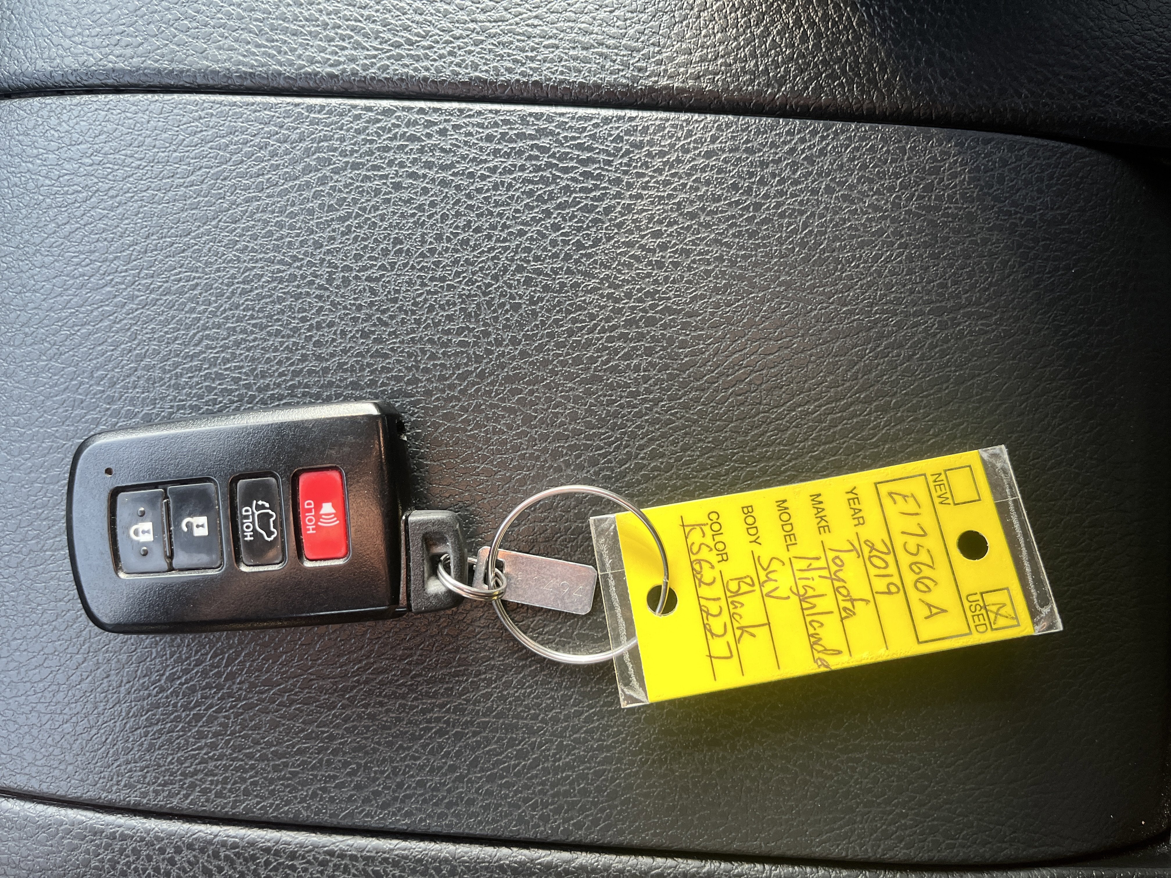 2019 Toyota Highlander XLE AWD V6 w/Sunroof Nav HeatedLeatherSeats