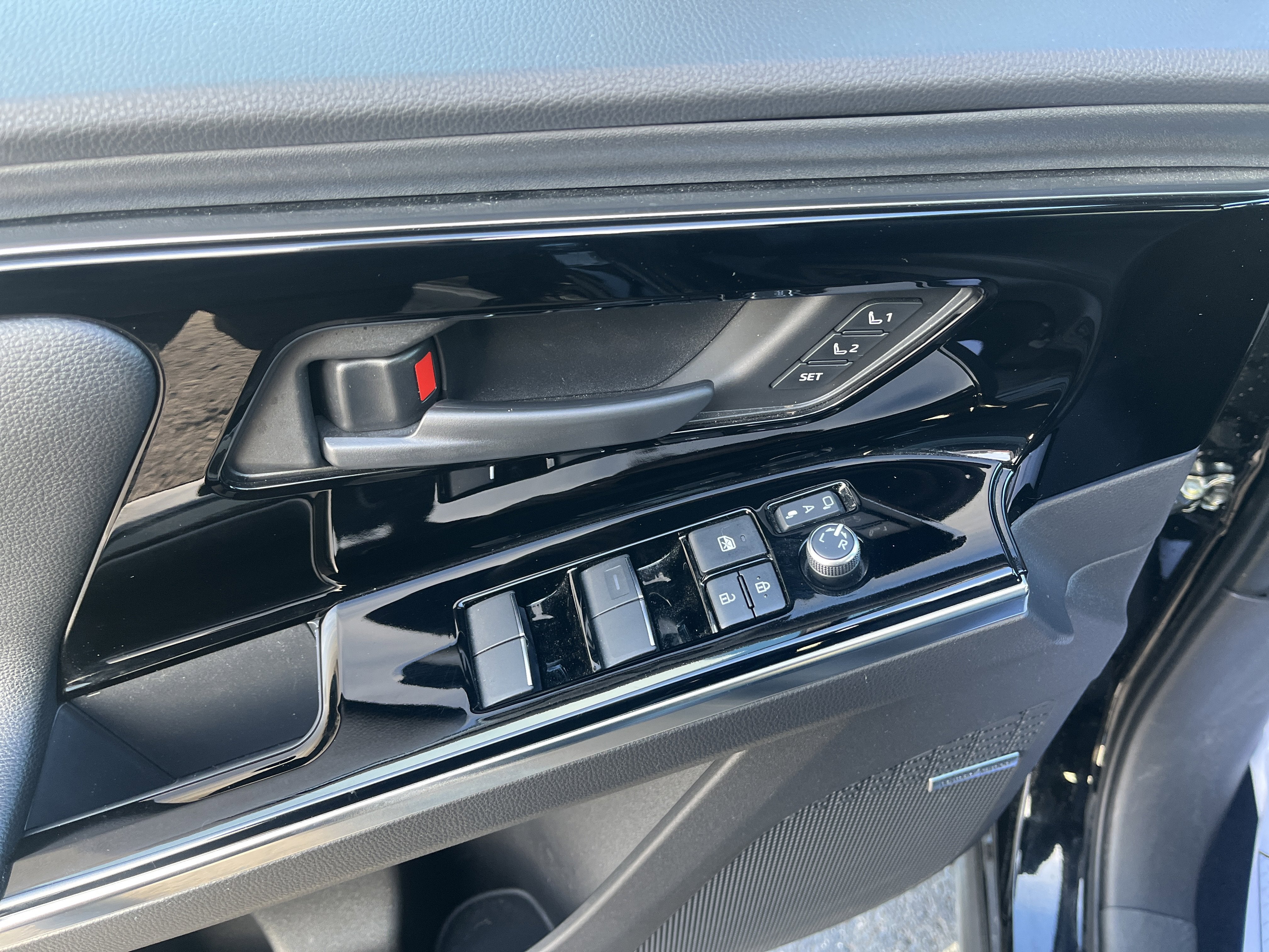 2023 Subaru Solterra Limited AWD w/Nav HtdMemLthr HtdSteeringWheel