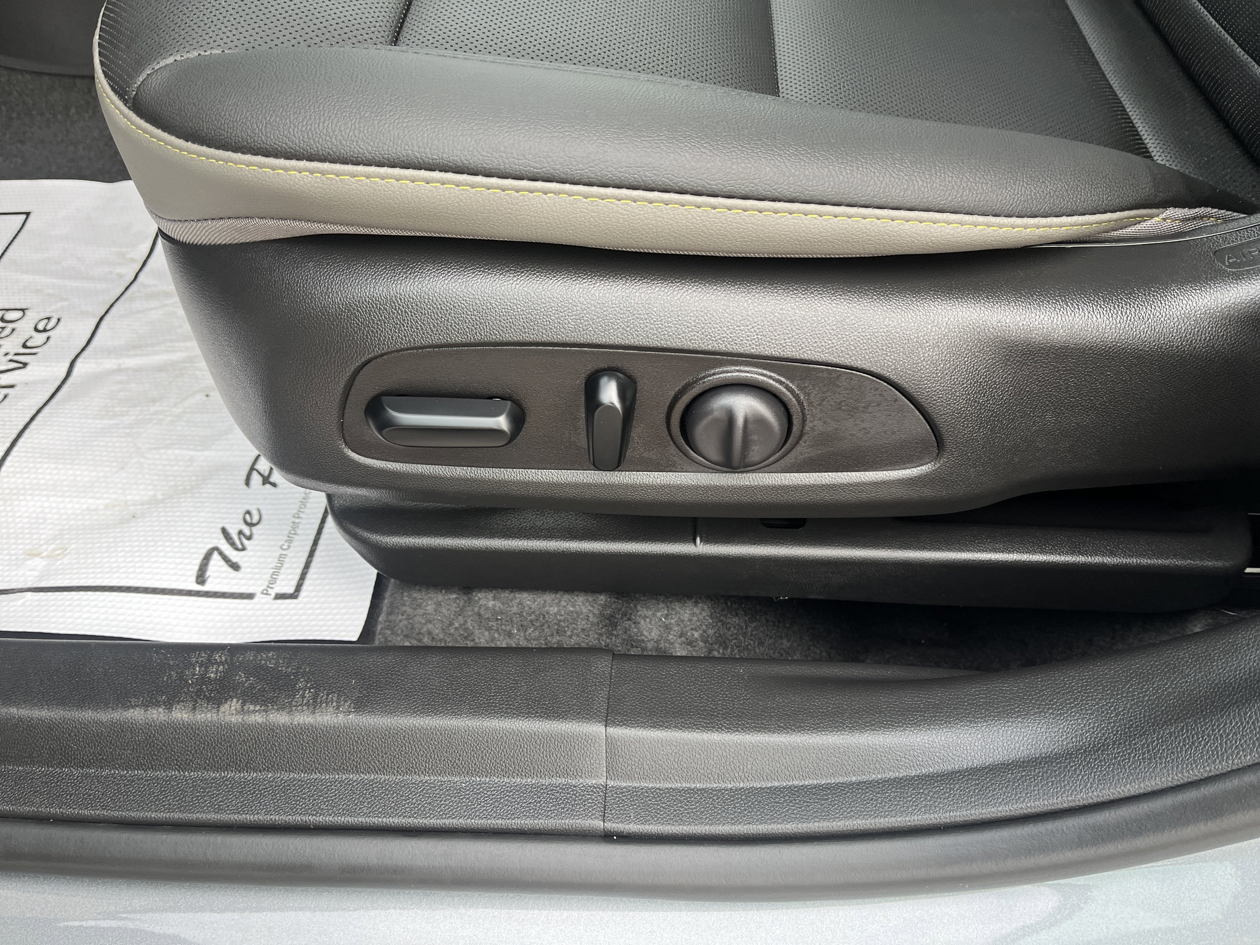 2025 Chevrolet Trax ACTIV DrvrConf Winter/SummerMatPkgs w/AdptvCrz HtdSeats HtdSteeringWheel