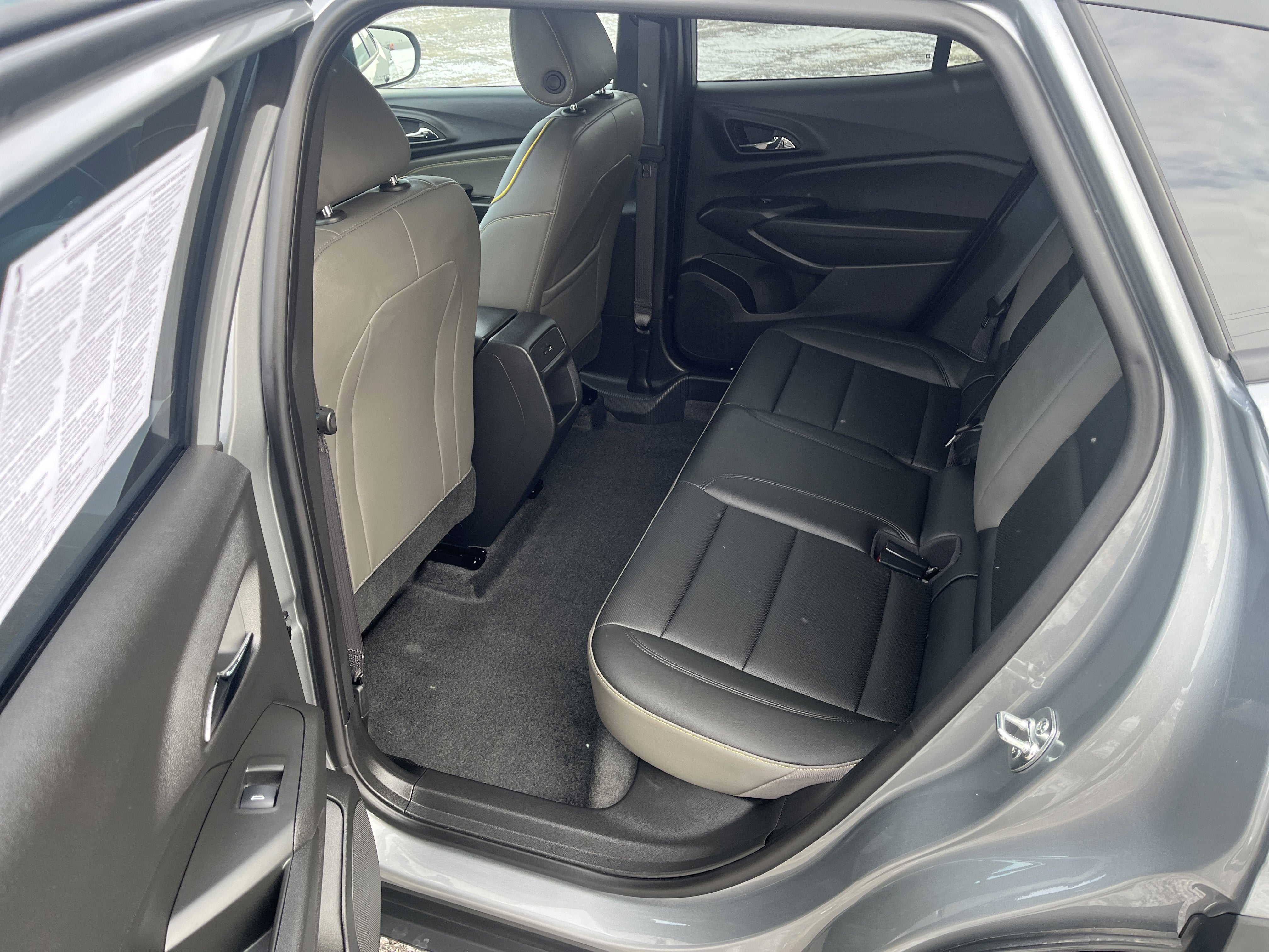 2025 Chevrolet Trax ACTIV DrvrConf Winter/SummerMatPkgs w/AdptvCrz HtdSeats HtdSteeringWheel