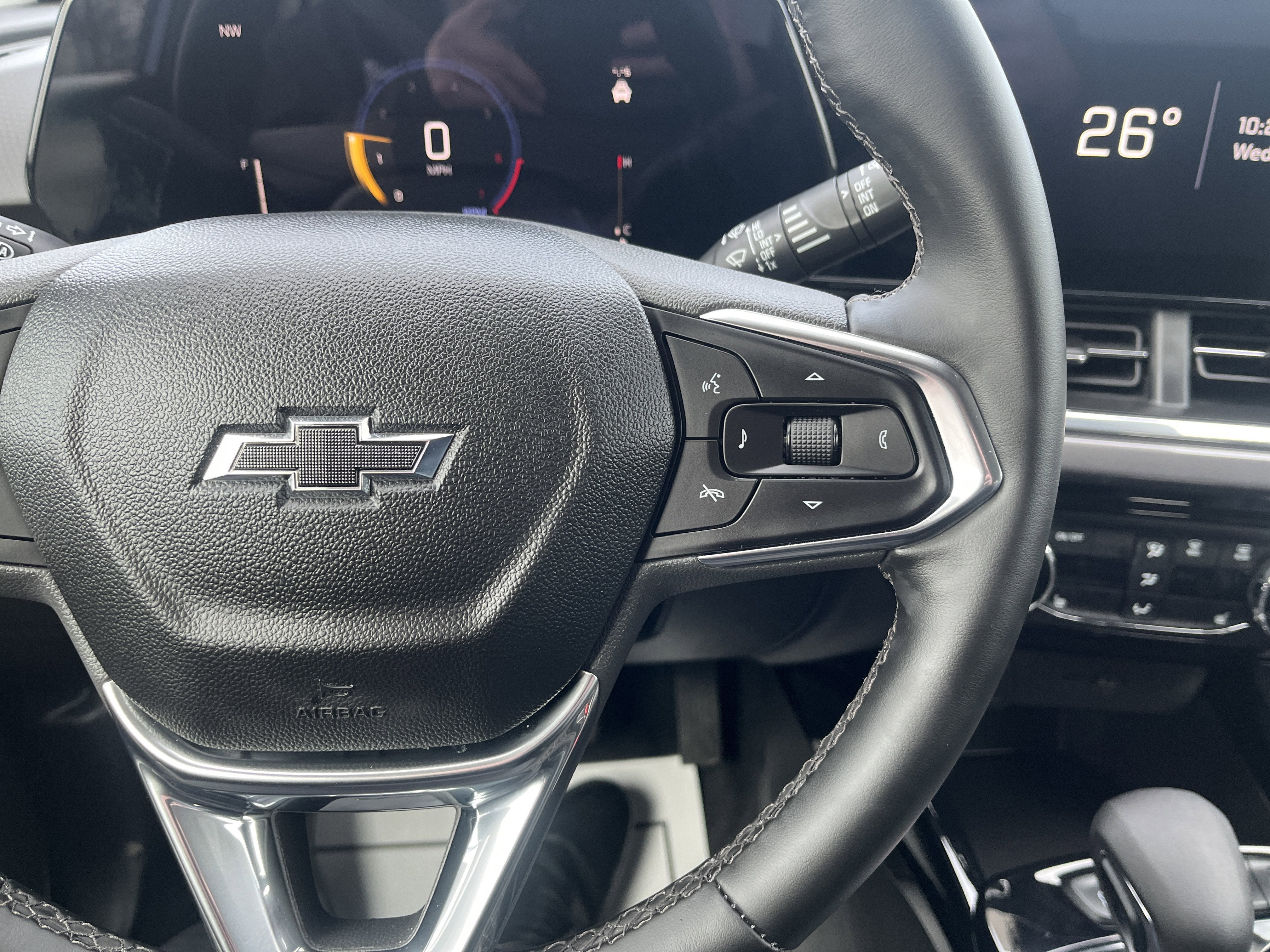 2025 Chevrolet Trax ACTIV DrvrConf Winter/SummerMatPkgs w/AdptvCrz HtdSeats HtdSteeringWheel