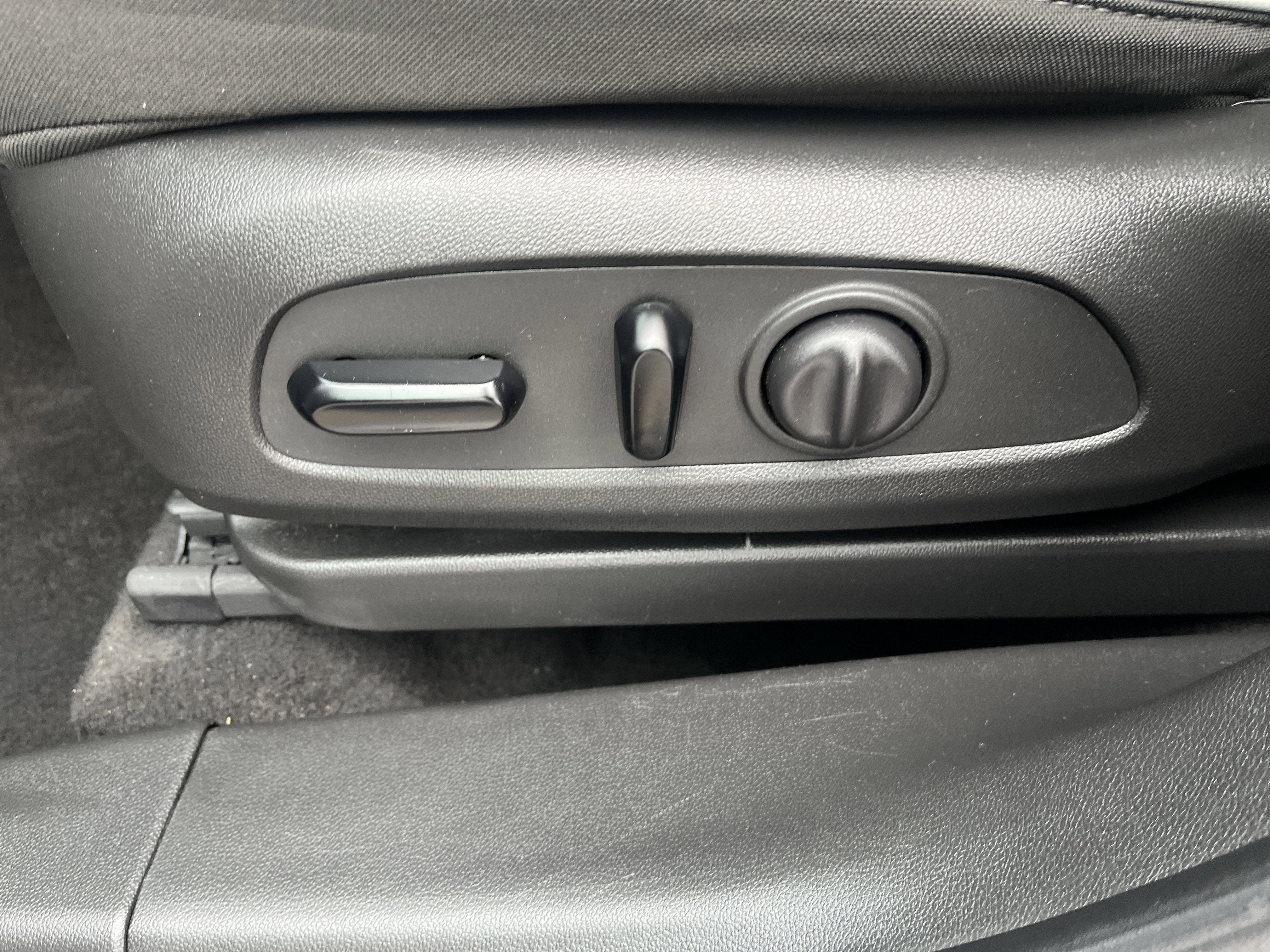 2022 Chevrolet Trailblazer LT AWD Convenience DriverConfidencePkgs w/HeatedSeats 8-InchRadio 10-WayPwrDrvrSeat