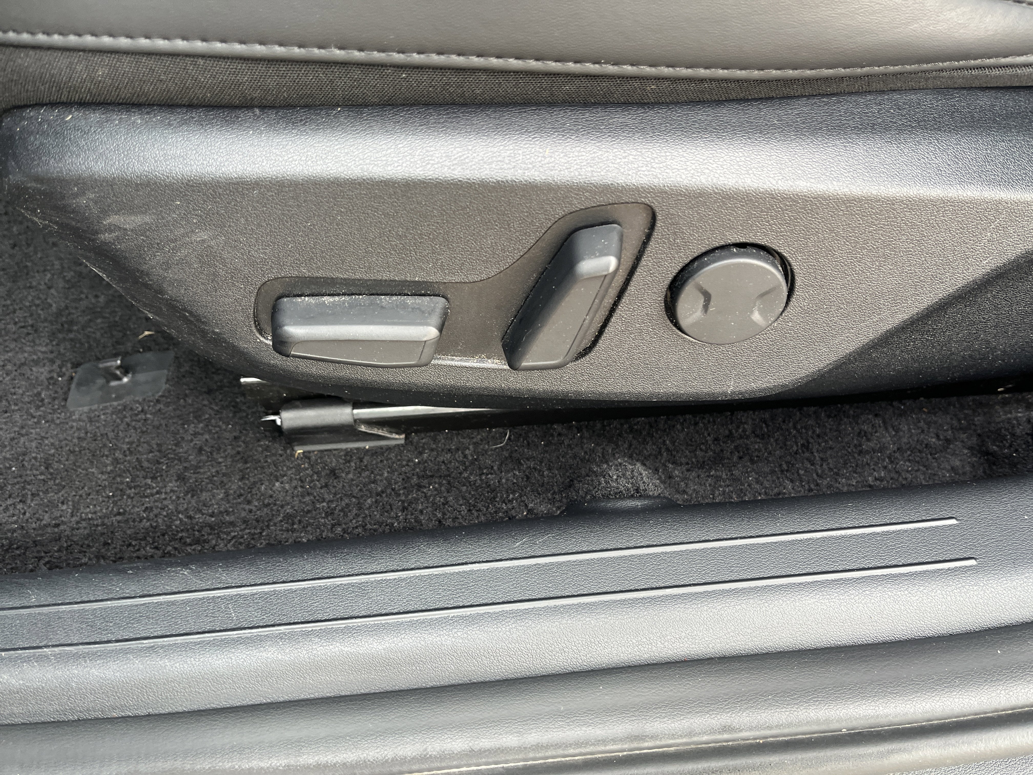 2022 Kia EV6 Wind AWD TechnologyPkg w/Nav HtdCldLthr HtdSteeringWheel SrrndVsn BlindSpotViewMonitor