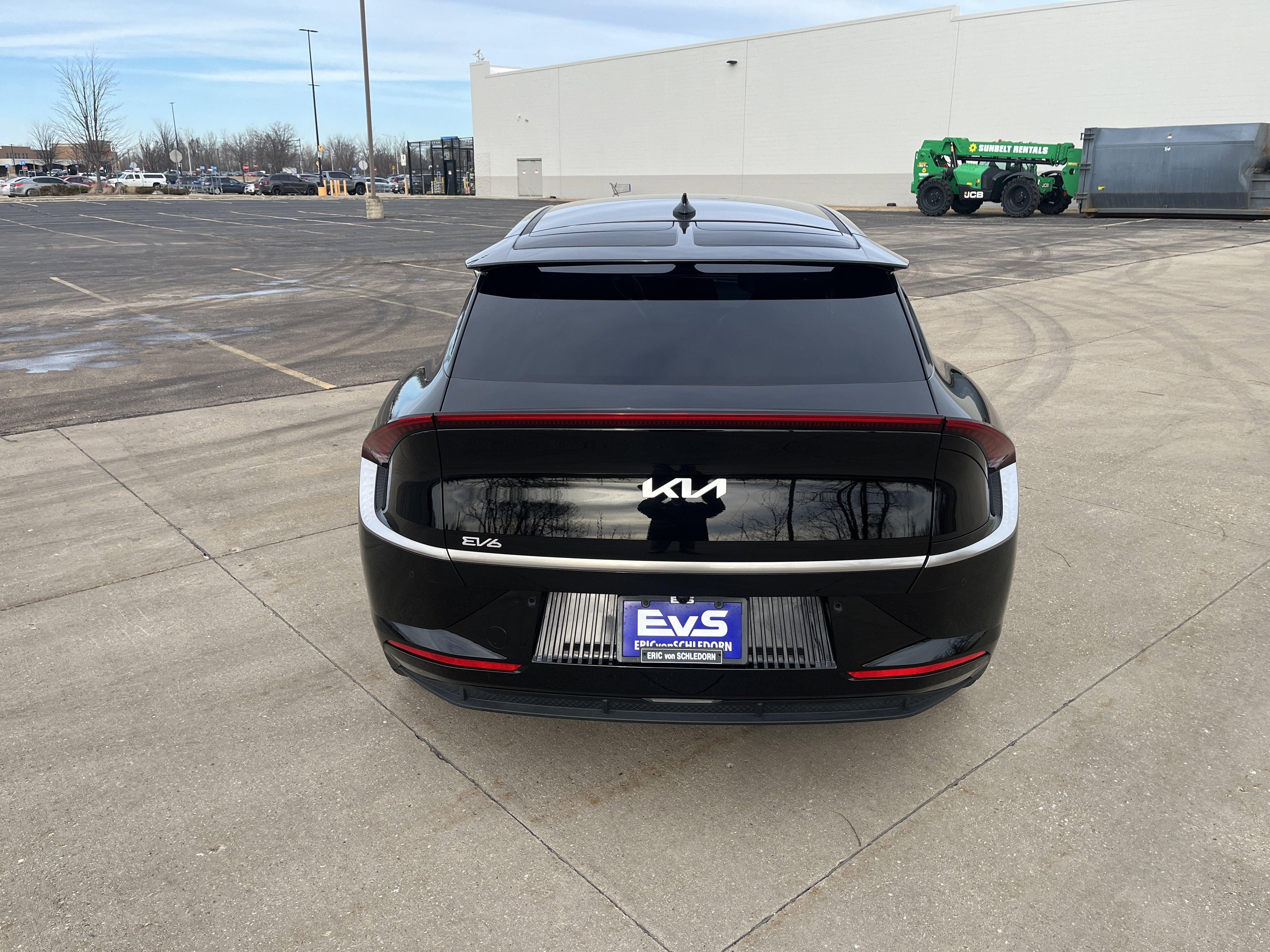 2022 Kia EV6 Wind AWD TechnologyPkg w/Nav HtdCldLthr HtdSteeringWheel SrrndVsn BlindSpotViewMonitor