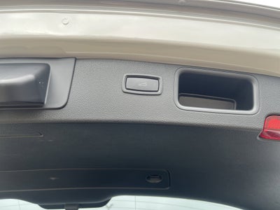 2020 Porsche Macan Turbo AWD w/Nav