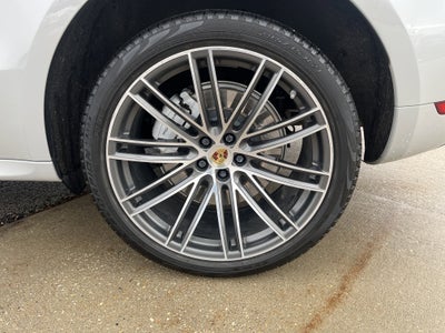 2020 Porsche Macan Turbo AWD w/Nav