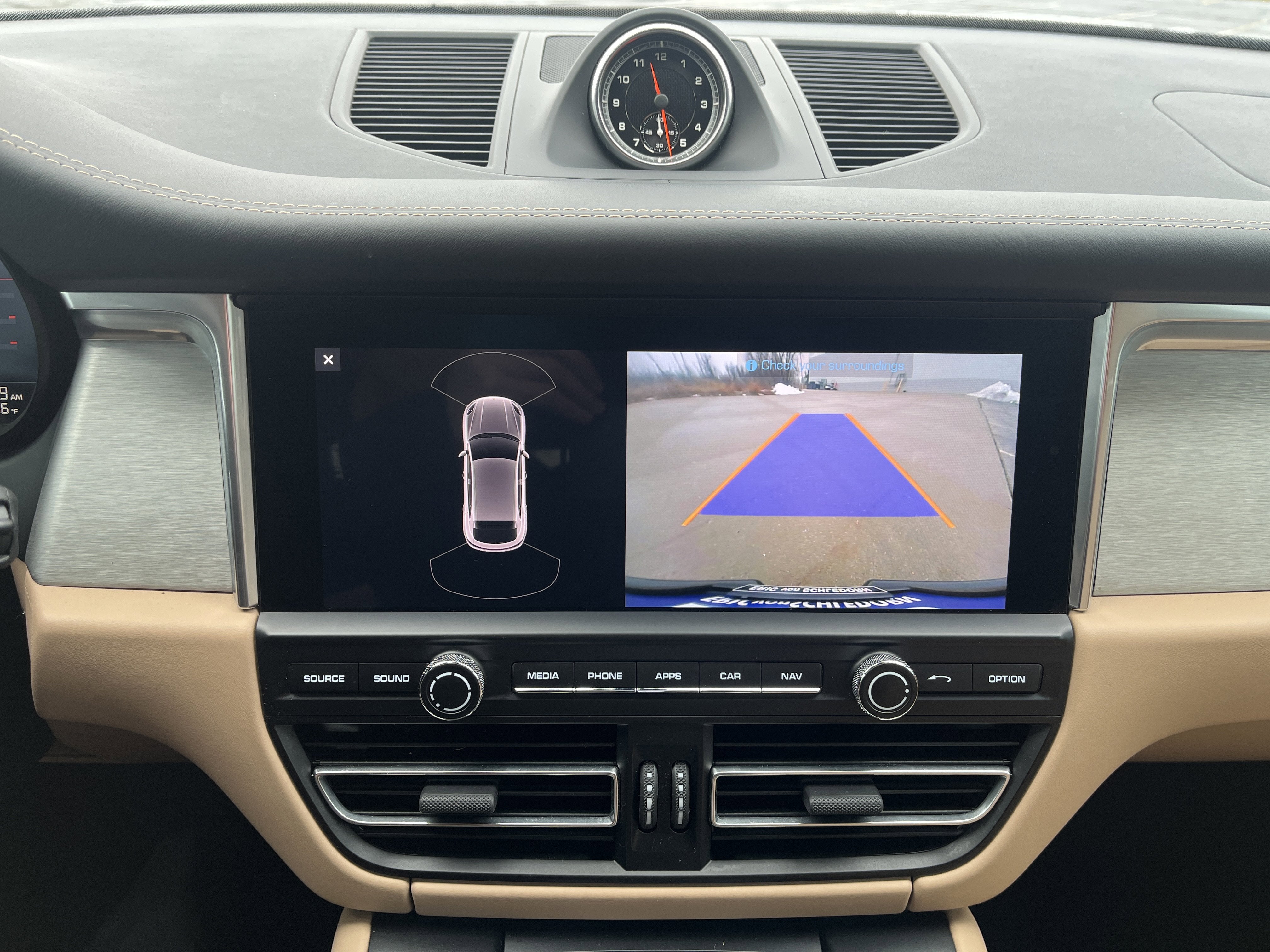 2020 Porsche Macan Turbo AWD w/Nav